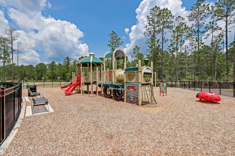 A home in Yulee