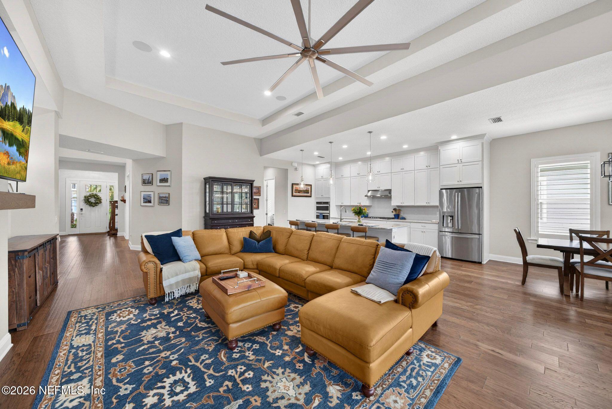 128 LAKEVIEW PASS Way