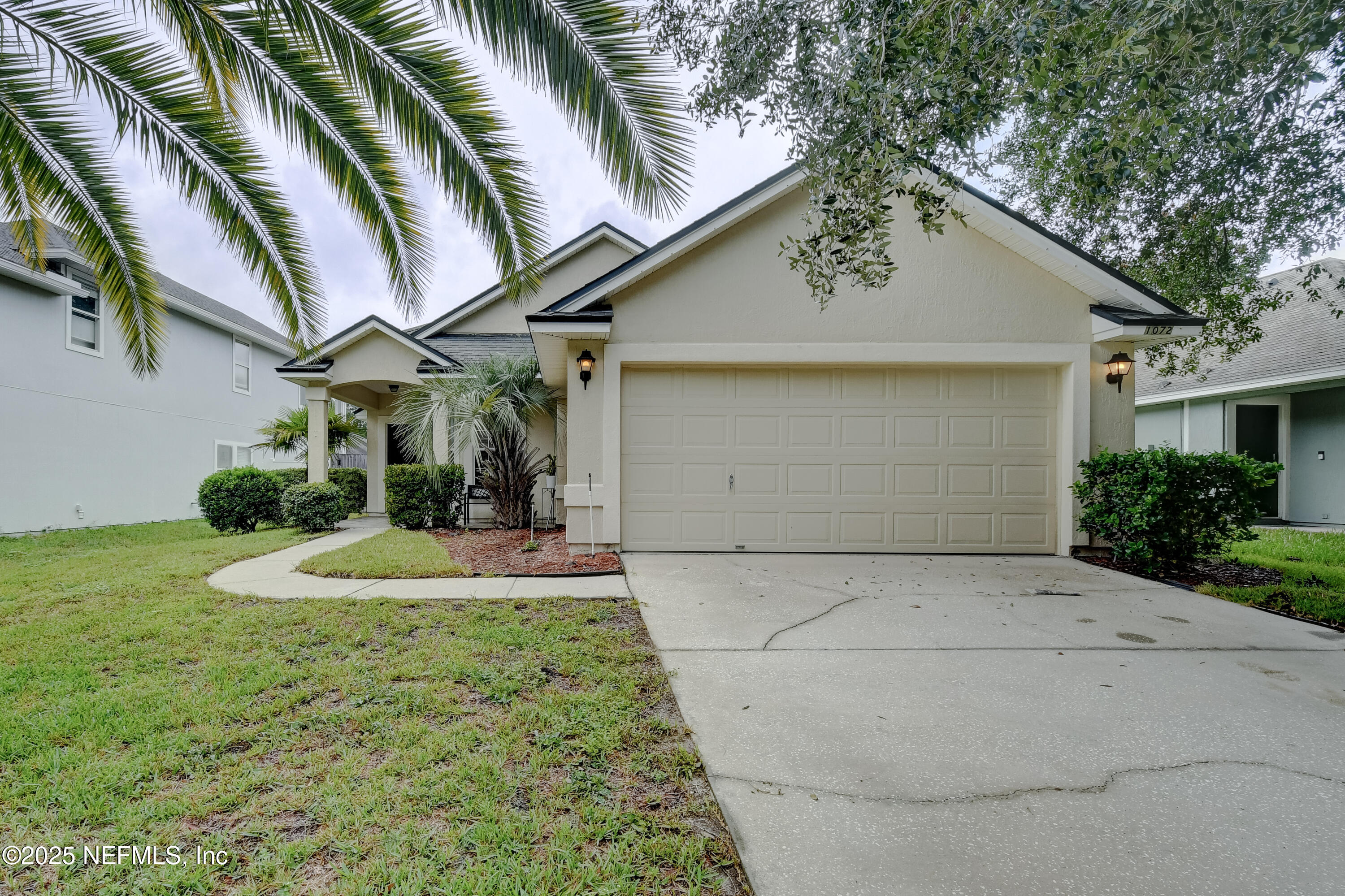 1072 MOOSEHEAD Drive