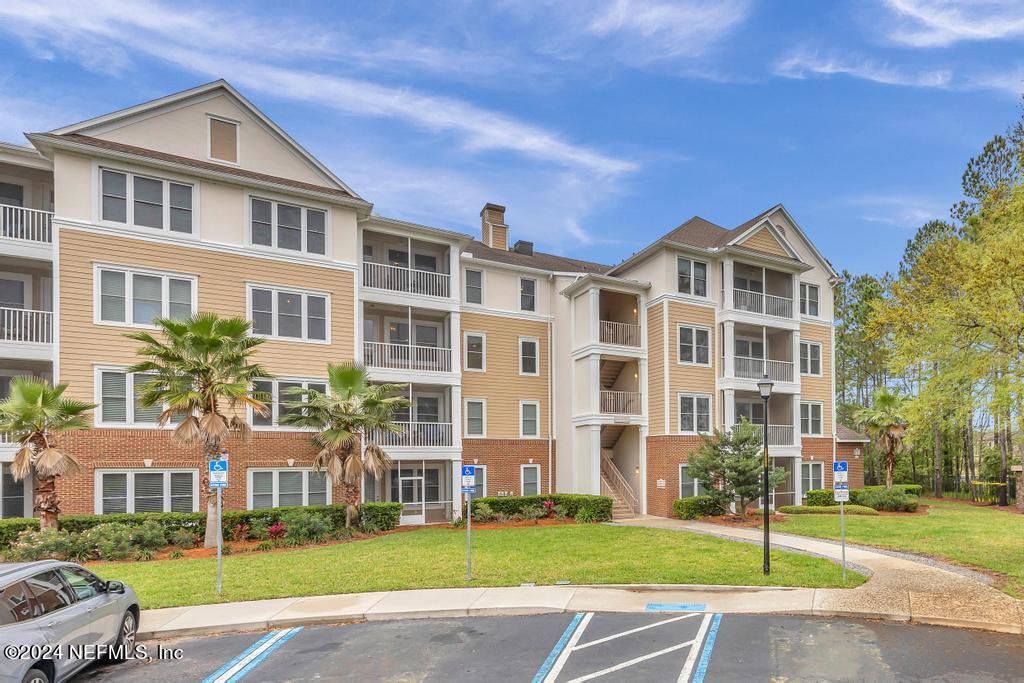 Jacksonville, FL home for sale located at 13364 Beach Boulevard Unit 1030, Jacksonville, FL 32224