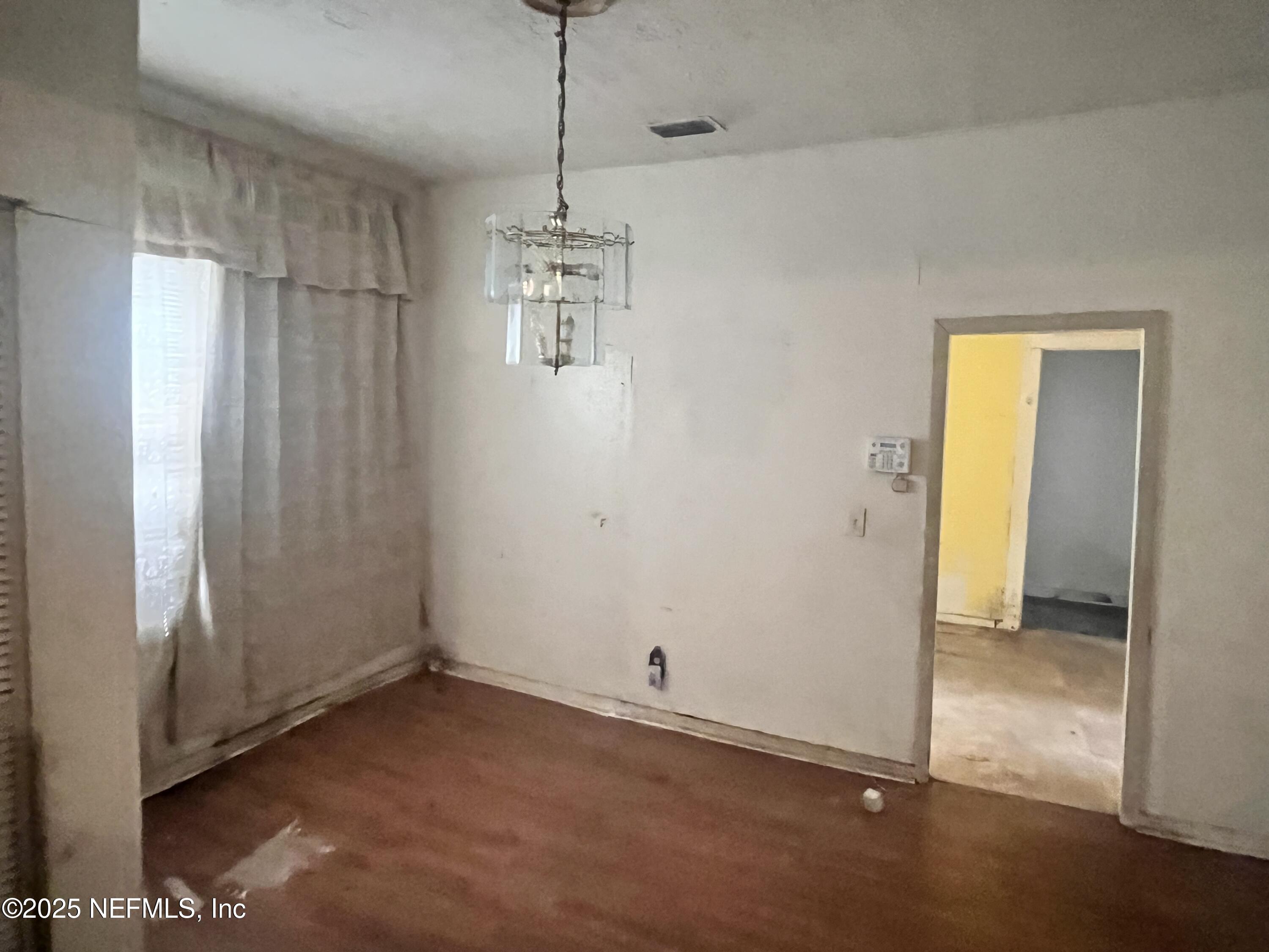 1016 GRUNTHAL Street