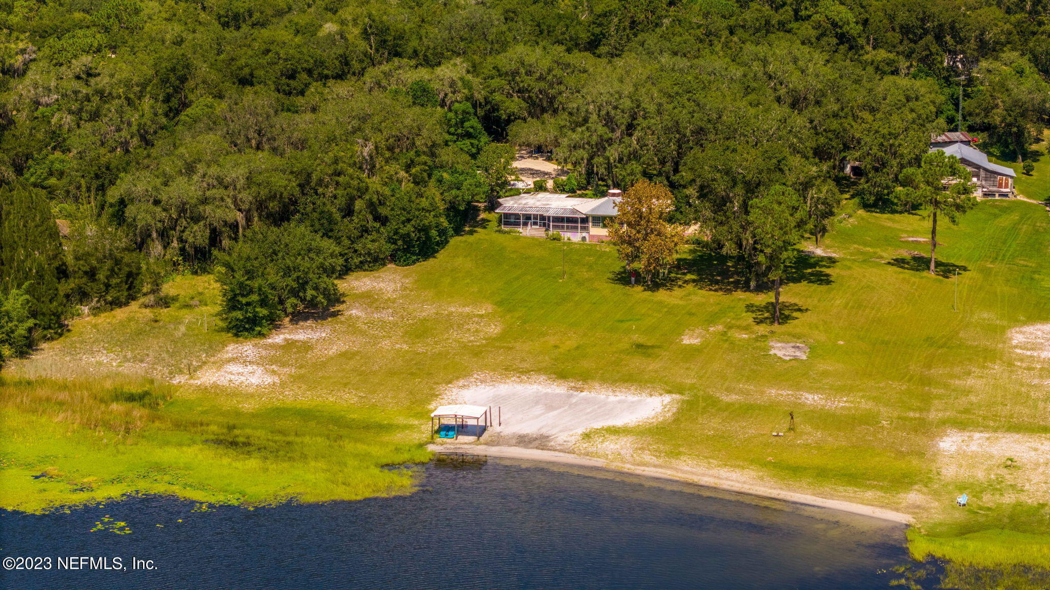 Keystone Heights, FL home for sale located at 6117 Lakefront  Ln, Keystone Heights, FL 32656