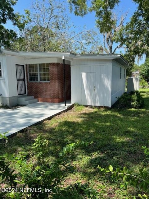 A home in Jacksonville