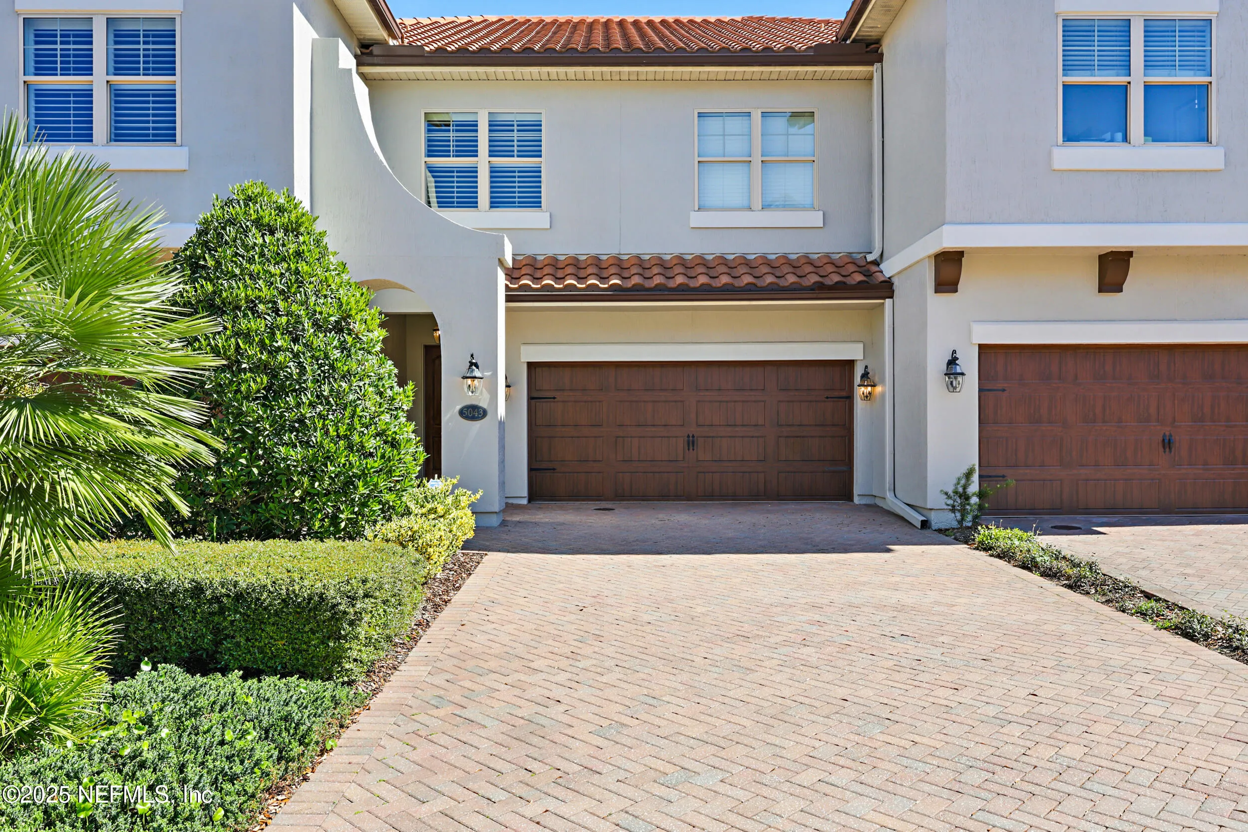 Jacksonville, Florida 32207, United States, 3 Bedrooms Bedrooms, ,3 BathroomsBathrooms,Residential,Pending,90707