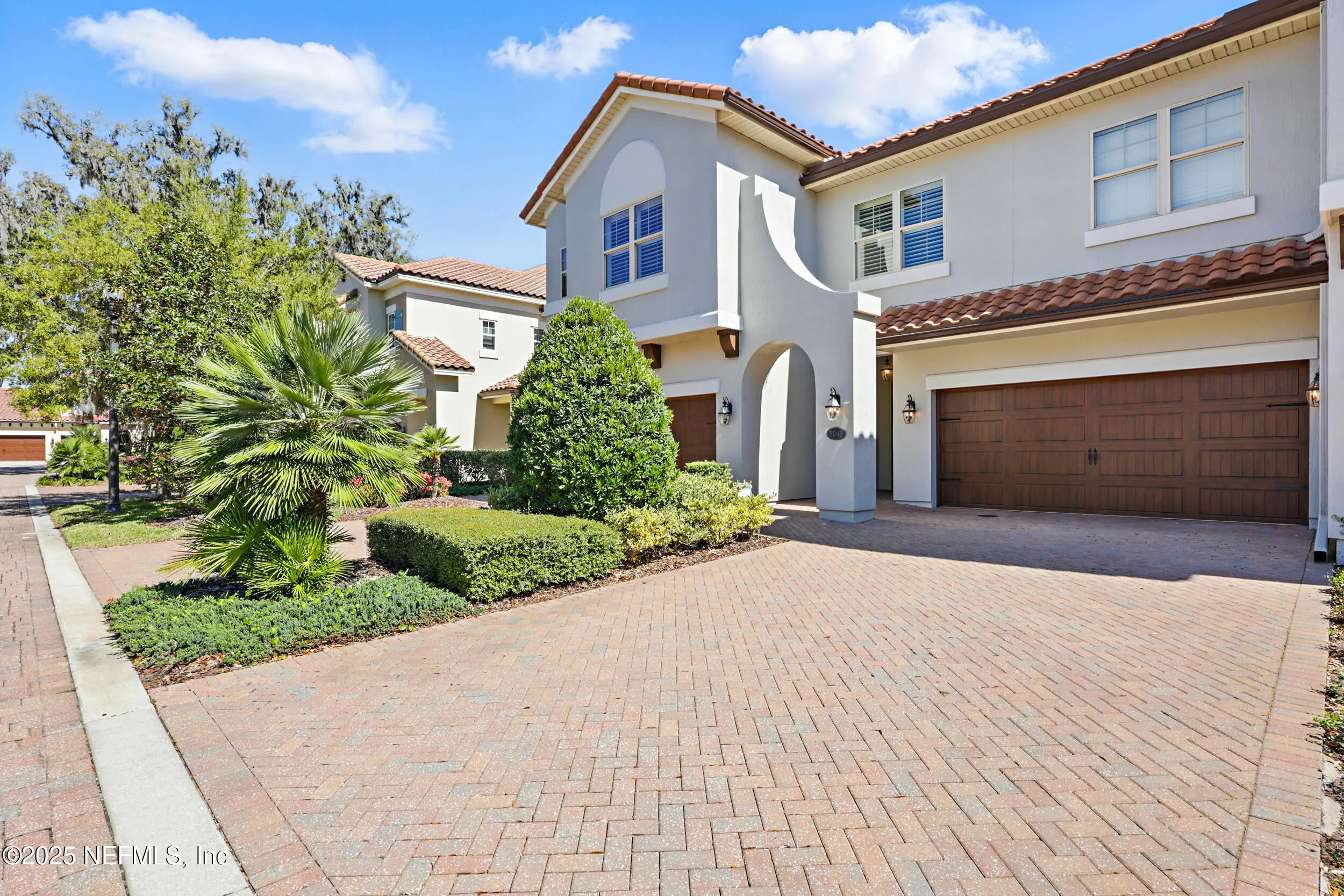 Jacksonville, Florida 32207, United States, 3 Bedrooms Bedrooms, ,3 BathroomsBathrooms,Residential,Pending,90707