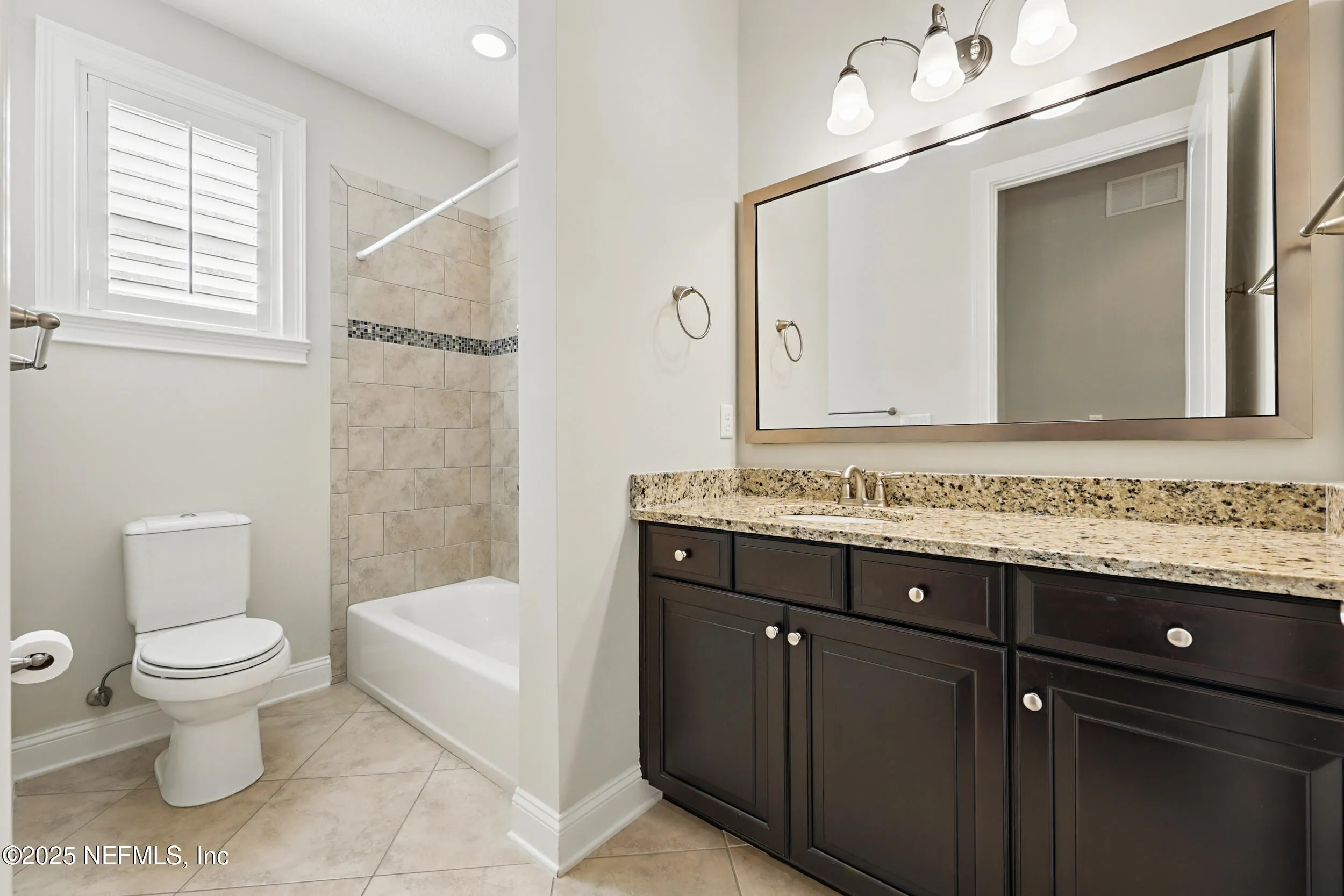 Jacksonville, Florida 32207, United States, 3 Bedrooms Bedrooms, ,3 BathroomsBathrooms,Residential,Pending,90707