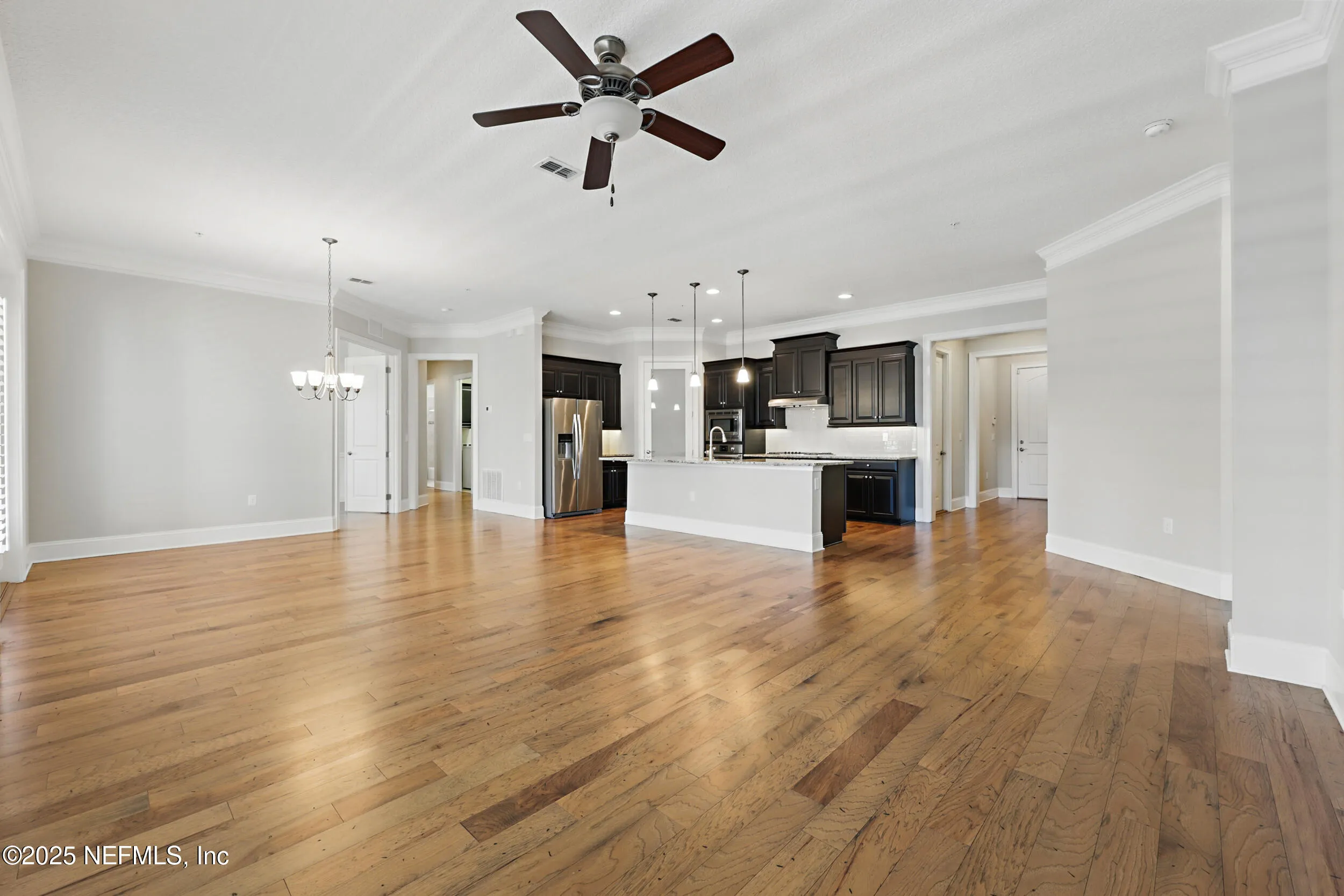 Jacksonville, Florida 32207, United States, 3 Bedrooms Bedrooms, ,3 BathroomsBathrooms,Residential,Pending,90707