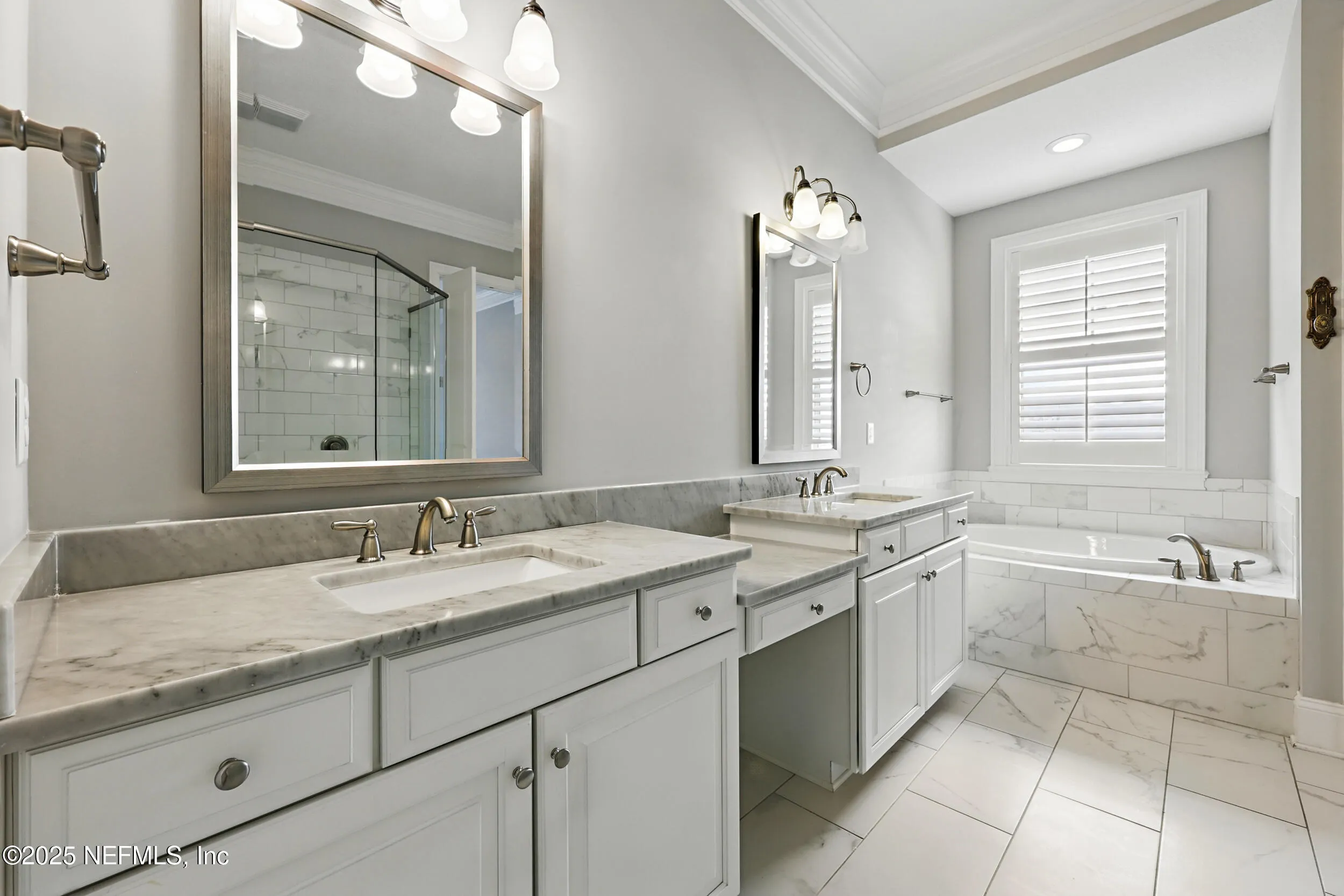 Jacksonville, Florida 32207, United States, 3 Bedrooms Bedrooms, ,3 BathroomsBathrooms,Residential,Pending,90707