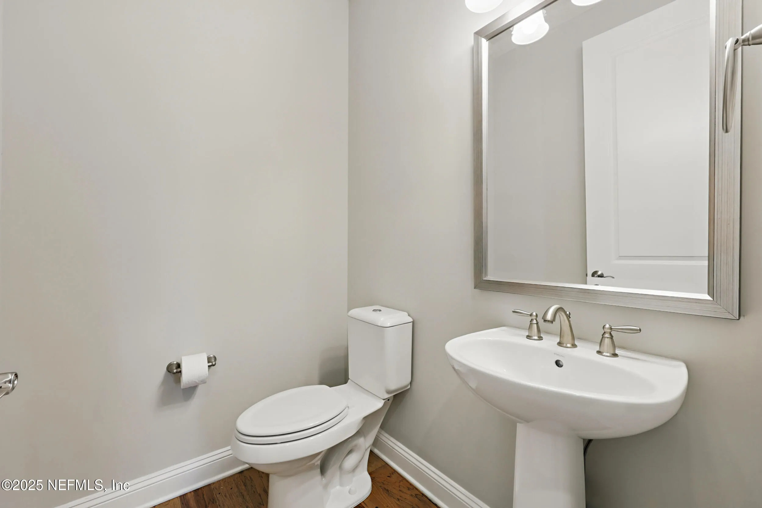 Jacksonville, Florida 32207, United States, 3 Bedrooms Bedrooms, ,3 BathroomsBathrooms,Residential,Pending,90707