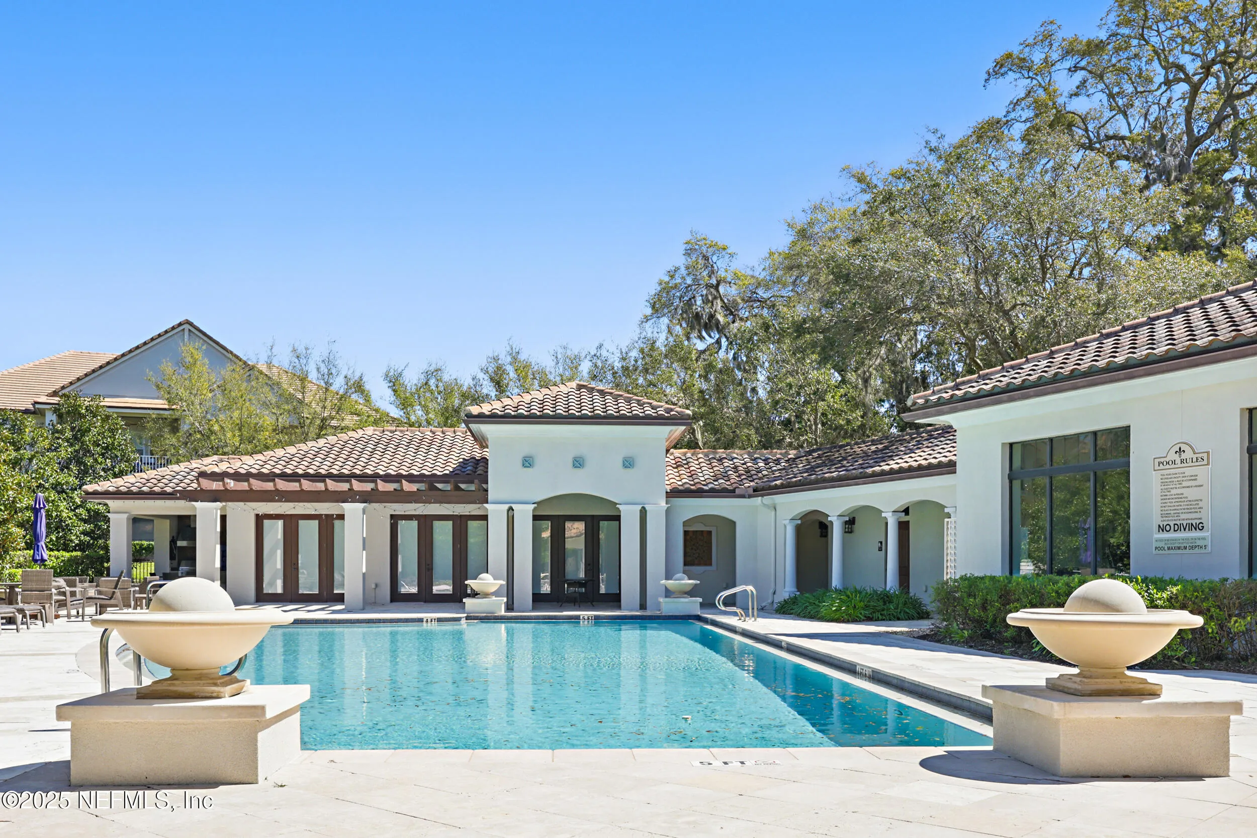 Jacksonville, Florida 32207, United States, 3 Bedrooms Bedrooms, ,3 BathroomsBathrooms,Residential,Pending,90707