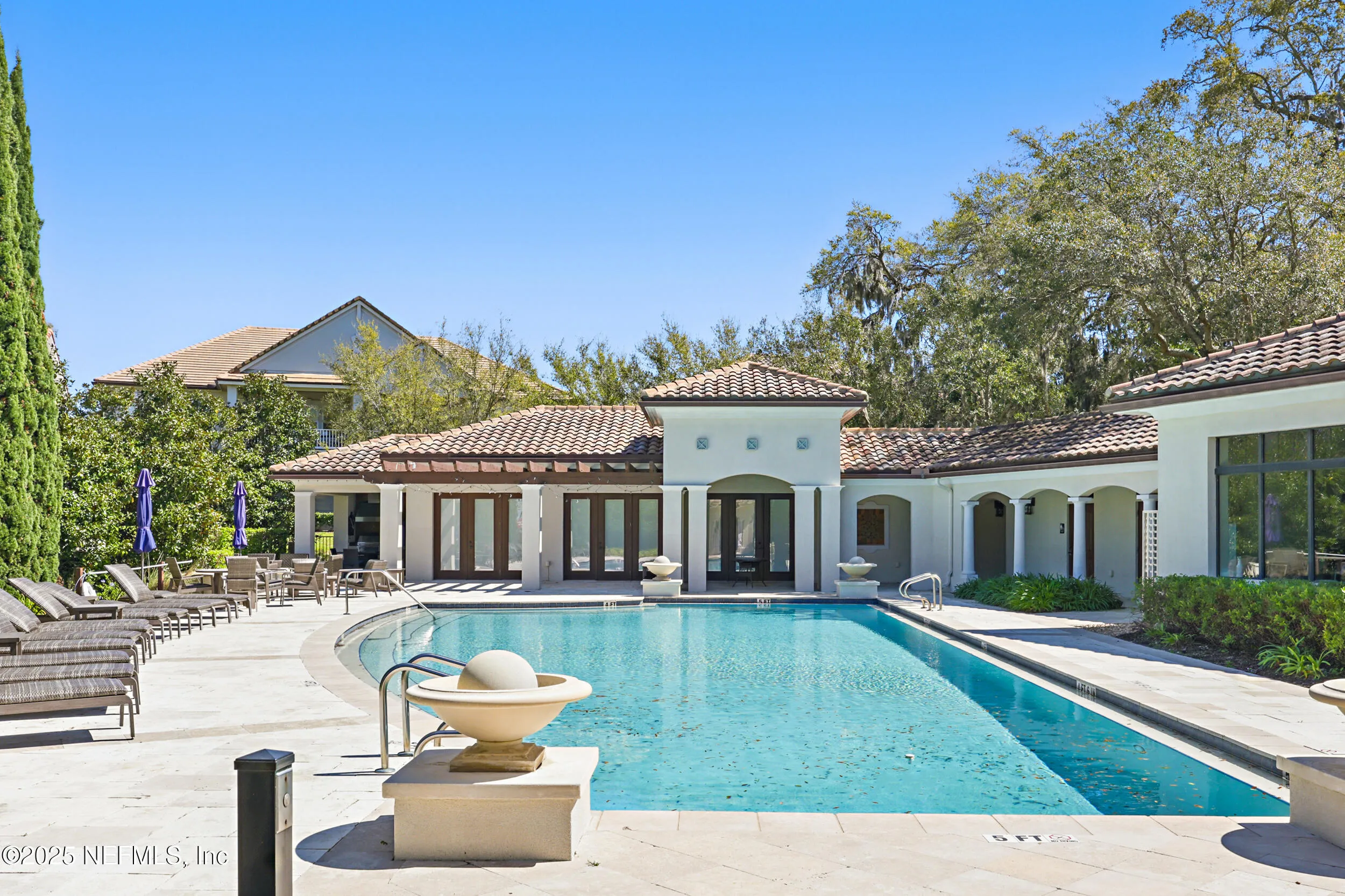 Jacksonville, Florida 32207, United States, 3 Bedrooms Bedrooms, ,3 BathroomsBathrooms,Residential,Pending,90707