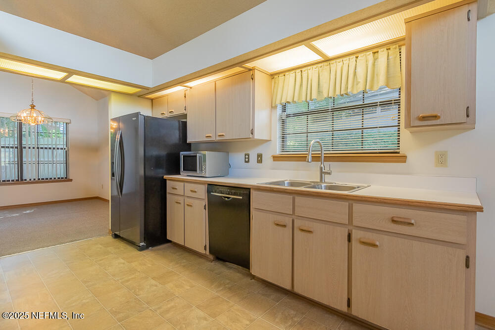 3619 BRIDGEWOOD Drive