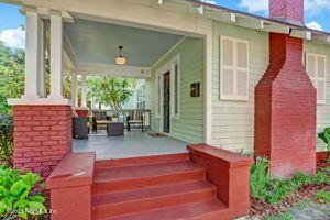 2122 ERNEST Street