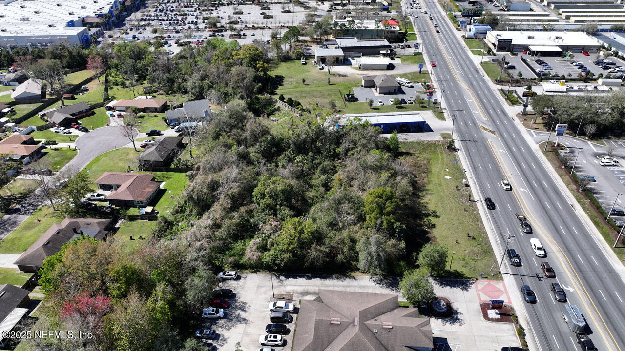 871 BLANDING Boulevard