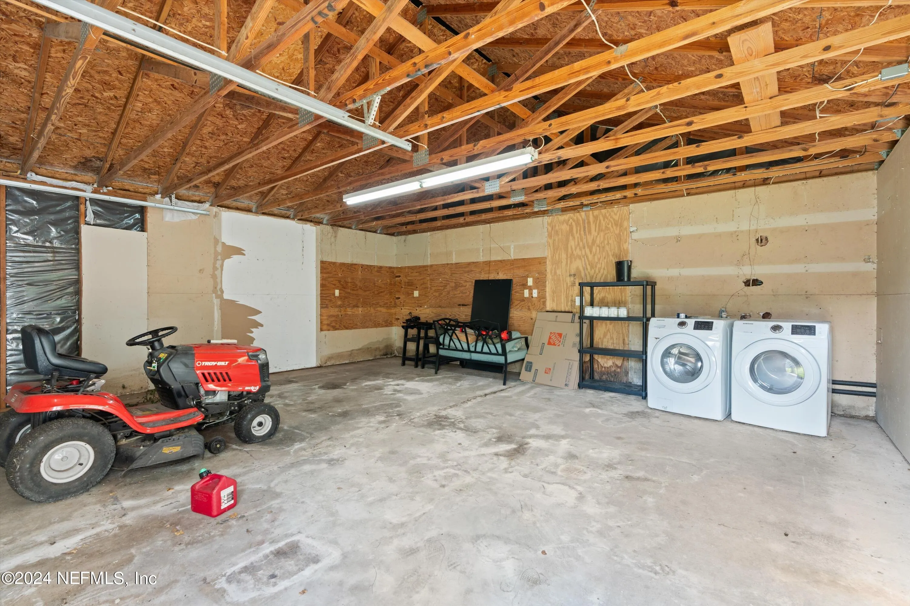 Jacksonville, Florida 32205, United States, 3 Bedrooms Bedrooms, ,1 BathroomBathrooms,Residential,Active,40364