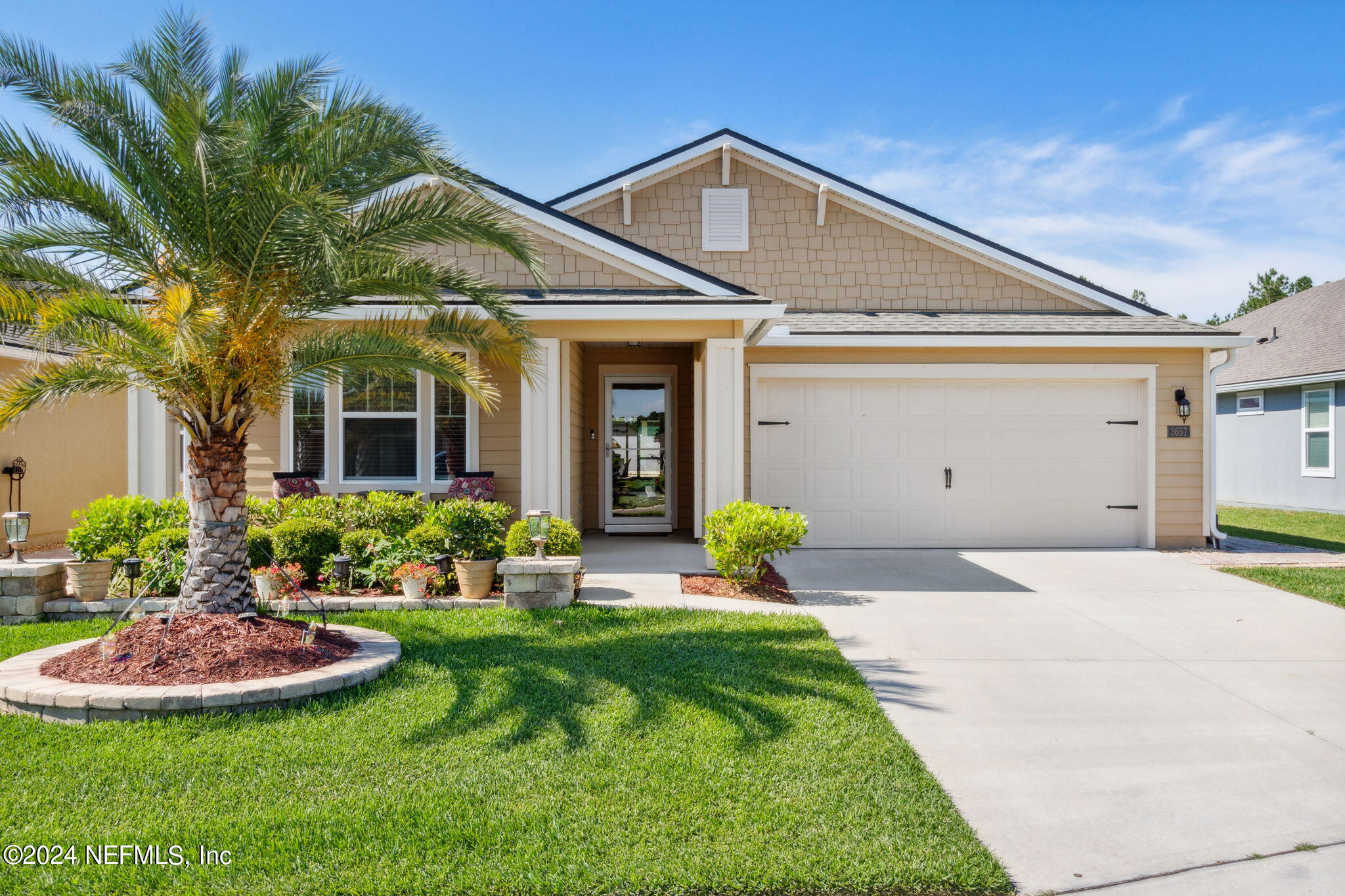 Jacksonville, FL home for sale located at 3657 Vanden Court, Jacksonville, FL 32222
