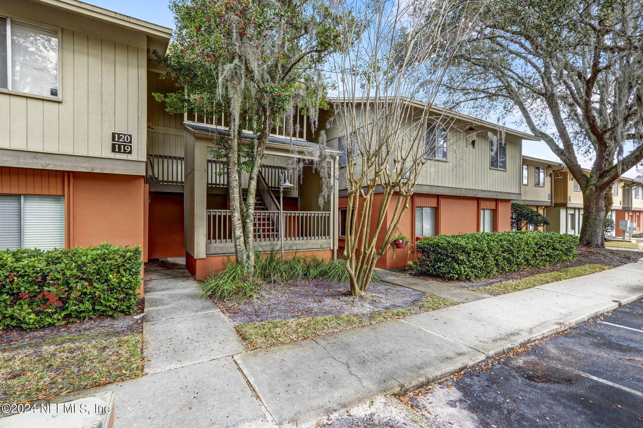 Orange Park, FL home for sale located at 1800 Park Avenue Unit 118, Orange Park, FL 32073