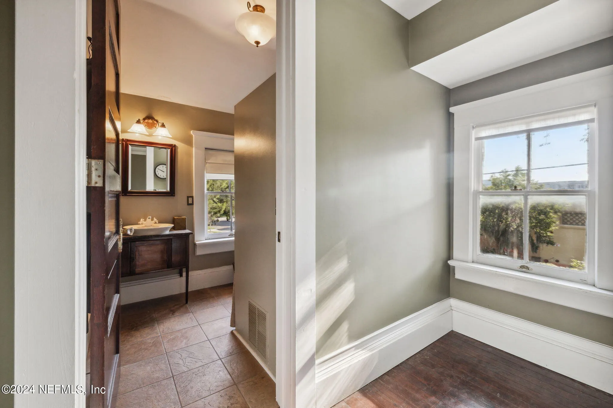 Jacksonville, Florida 32204, United States, ,11 BathroomsBathrooms,Commercial,Pending,49814