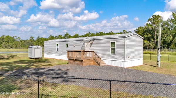 103 ISLANDER RD, SATSUMA, FL 32189 - Image e41a5d2b99be39fa5b0b4a4e3fb38dd7/2413207544