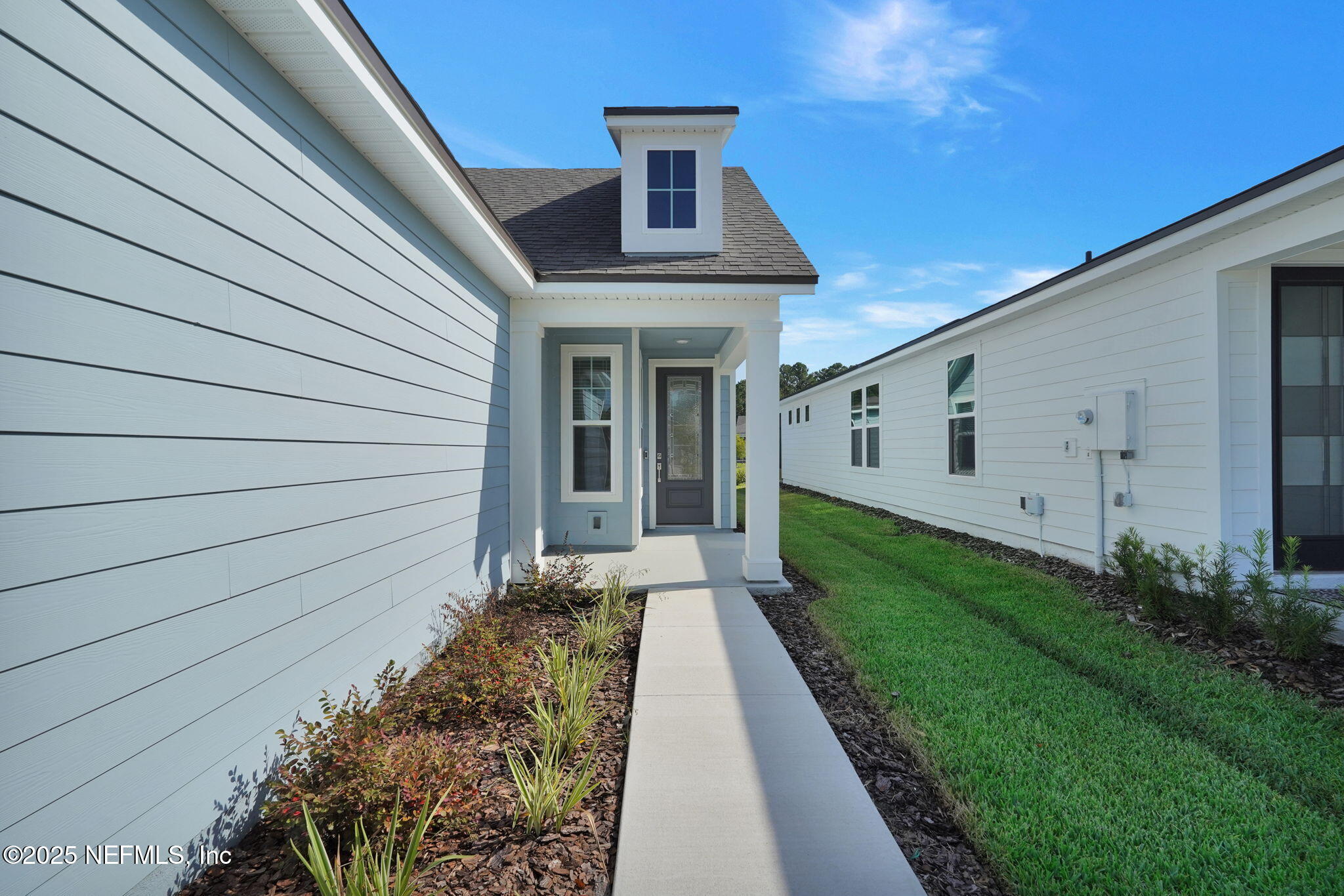 232 FAIRLAKE Circle