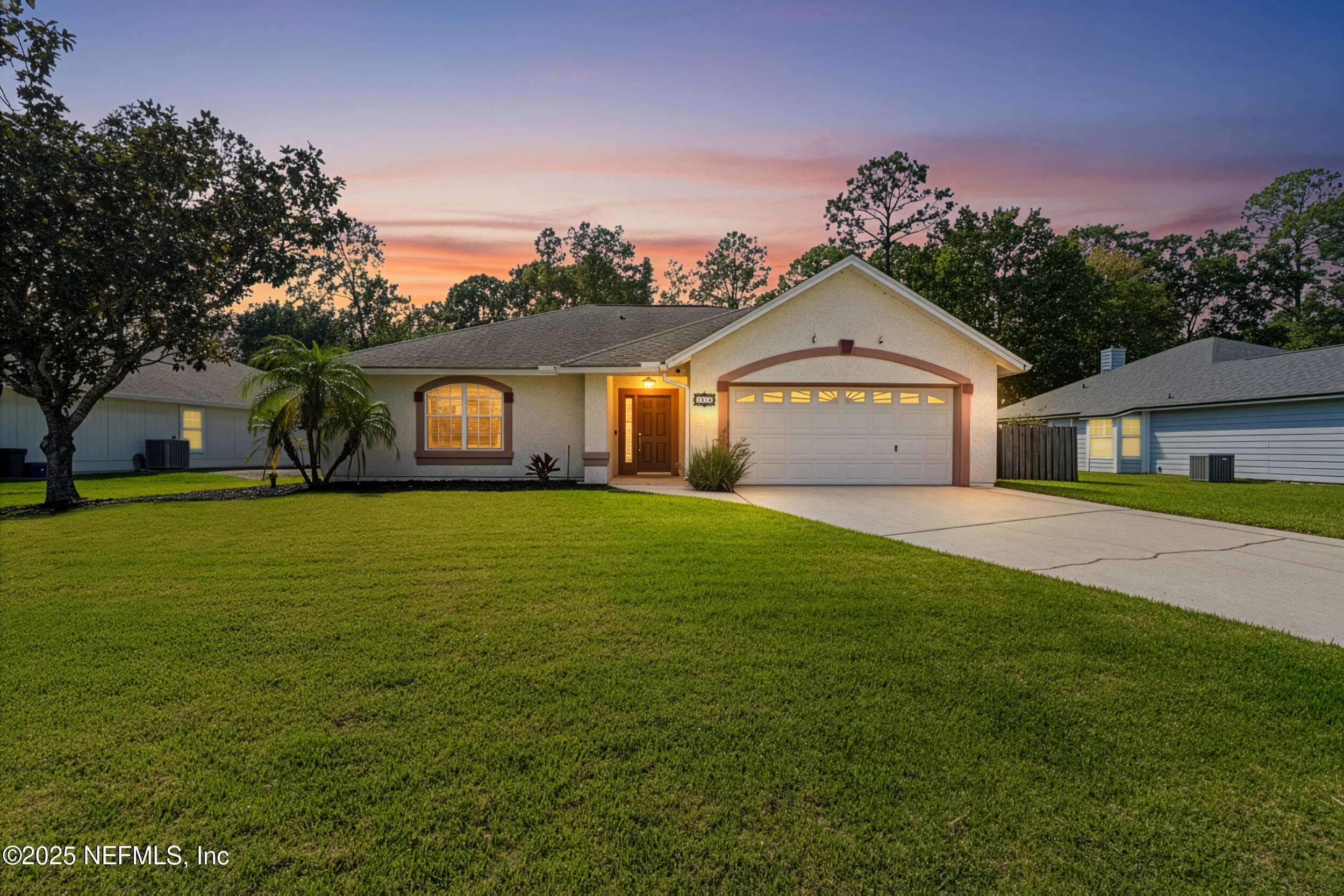 1514 MAPLE LEAF Lane