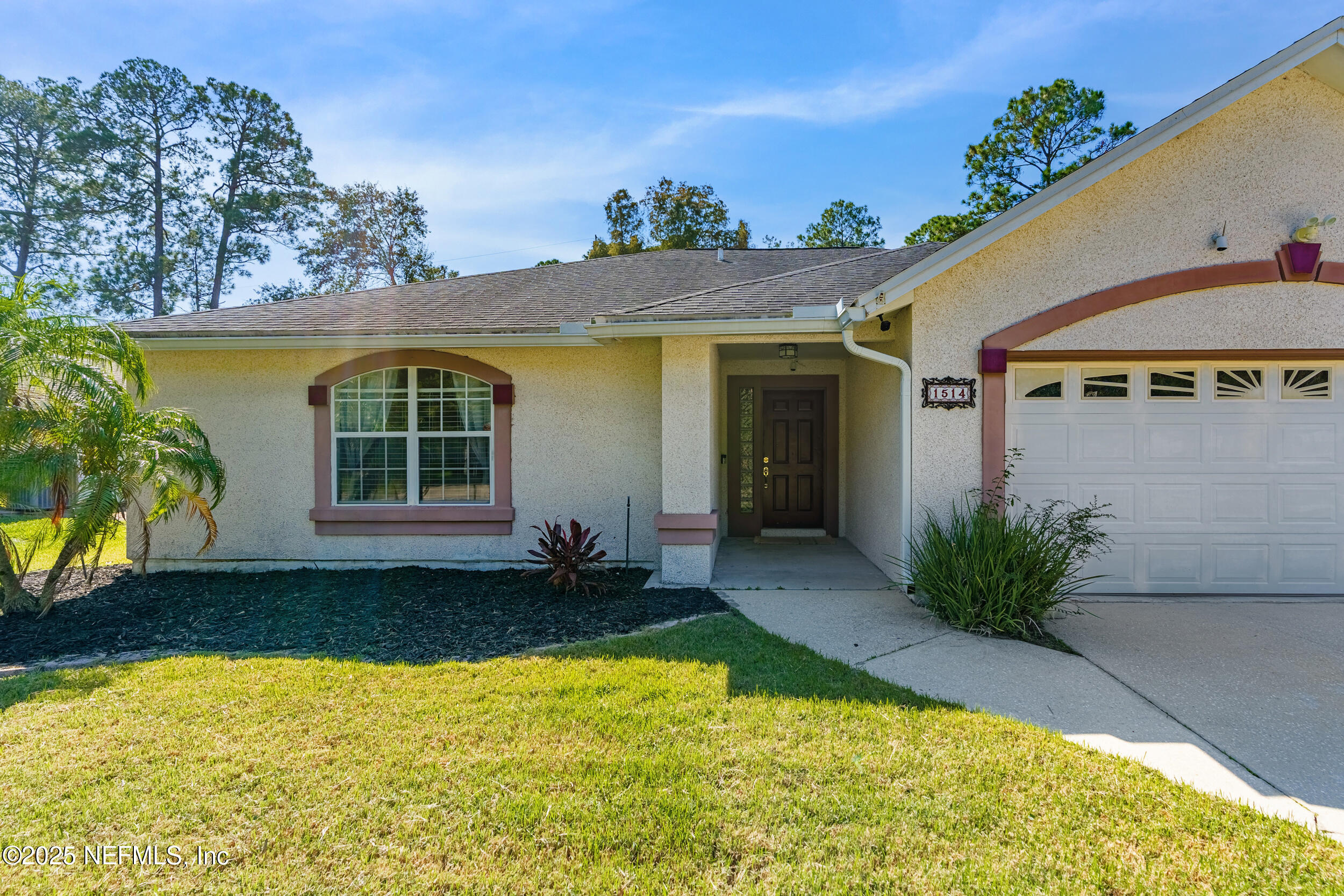 1514 MAPLE LEAF Lane