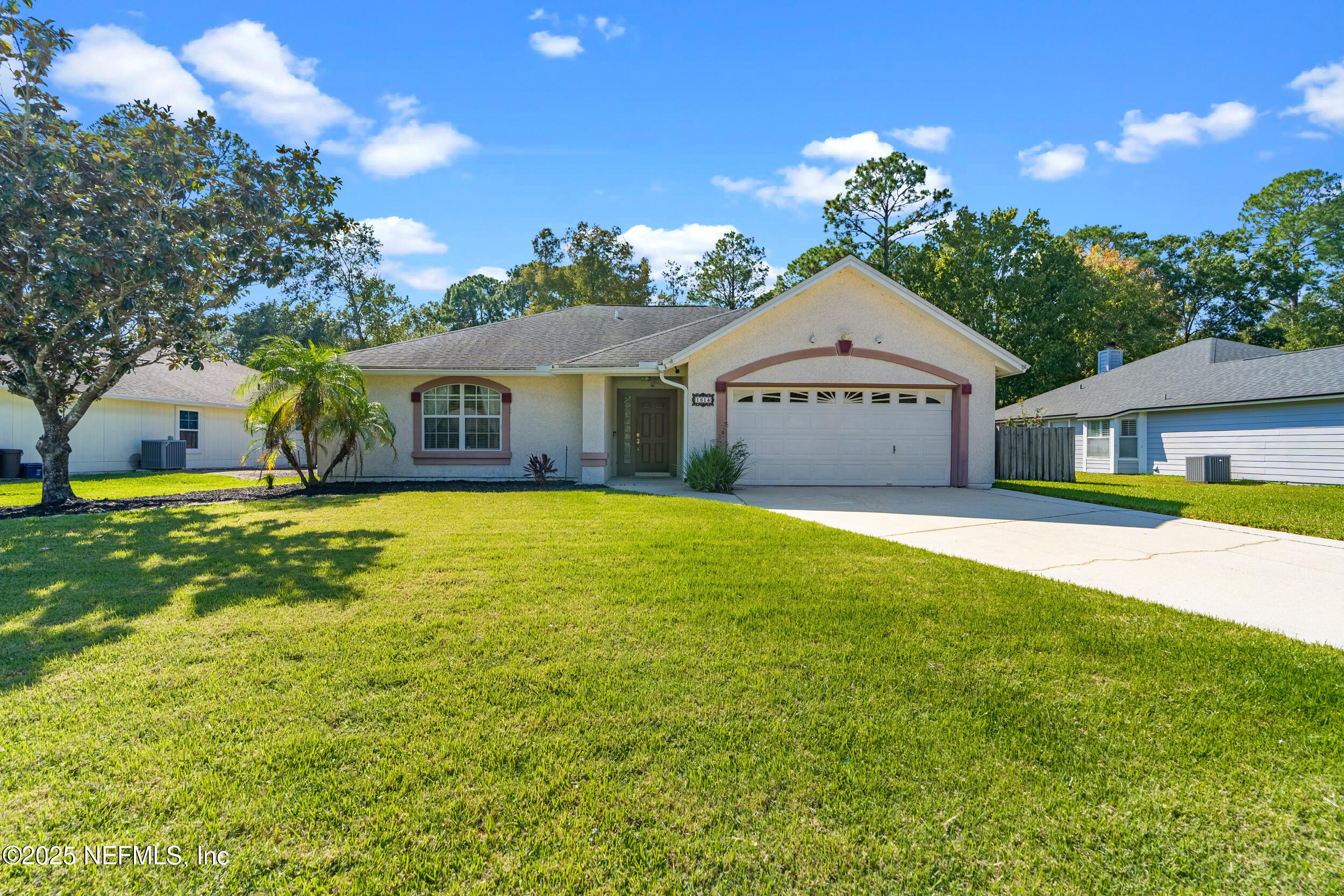 1514 MAPLE LEAF Lane