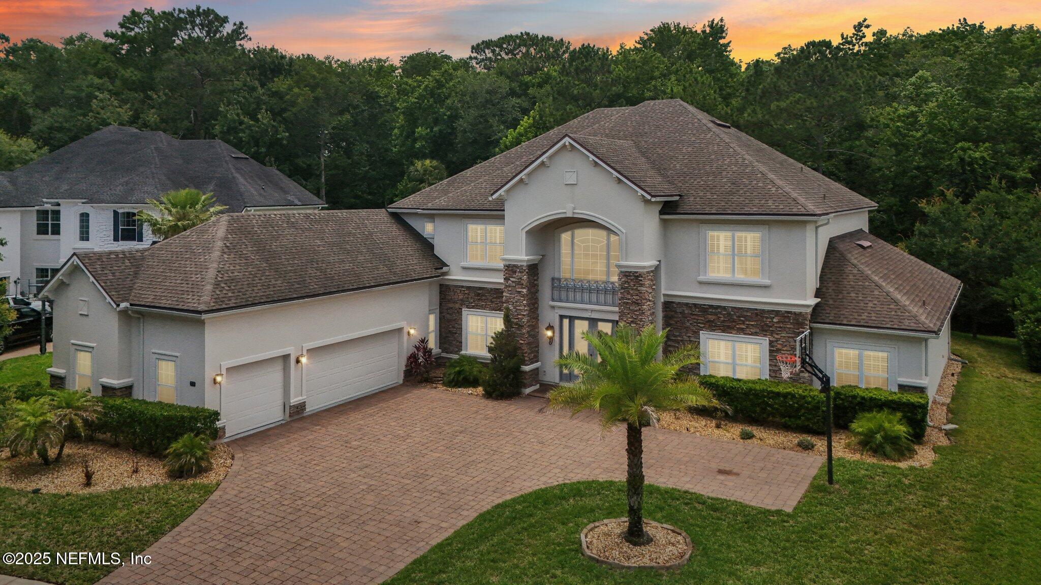 252 BERMUDA GREENS Avenue