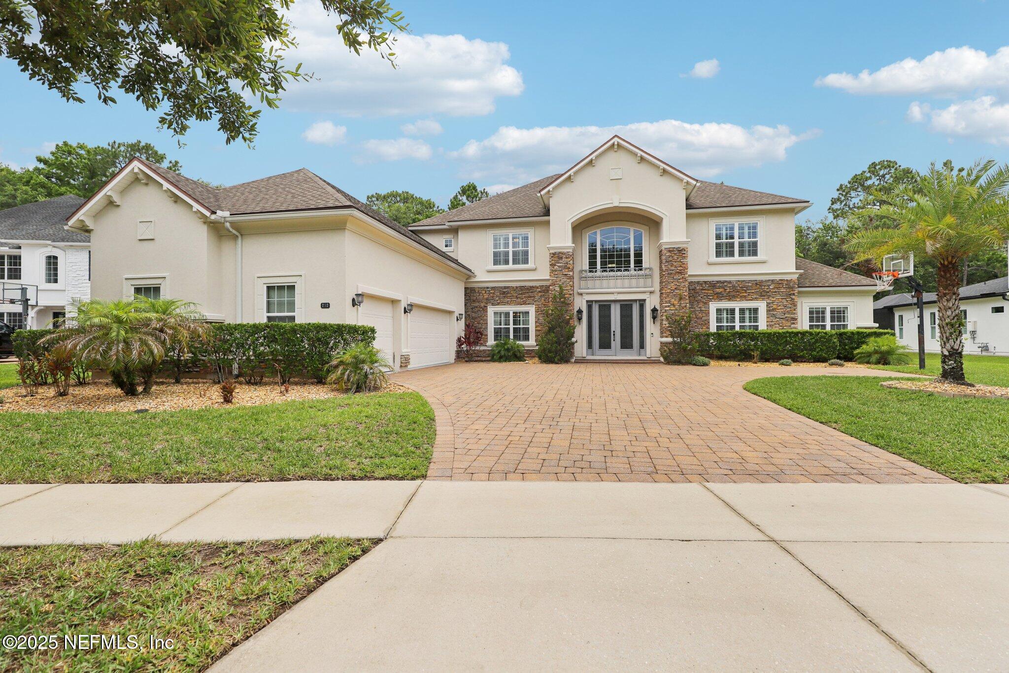 252 BERMUDA GREENS Avenue