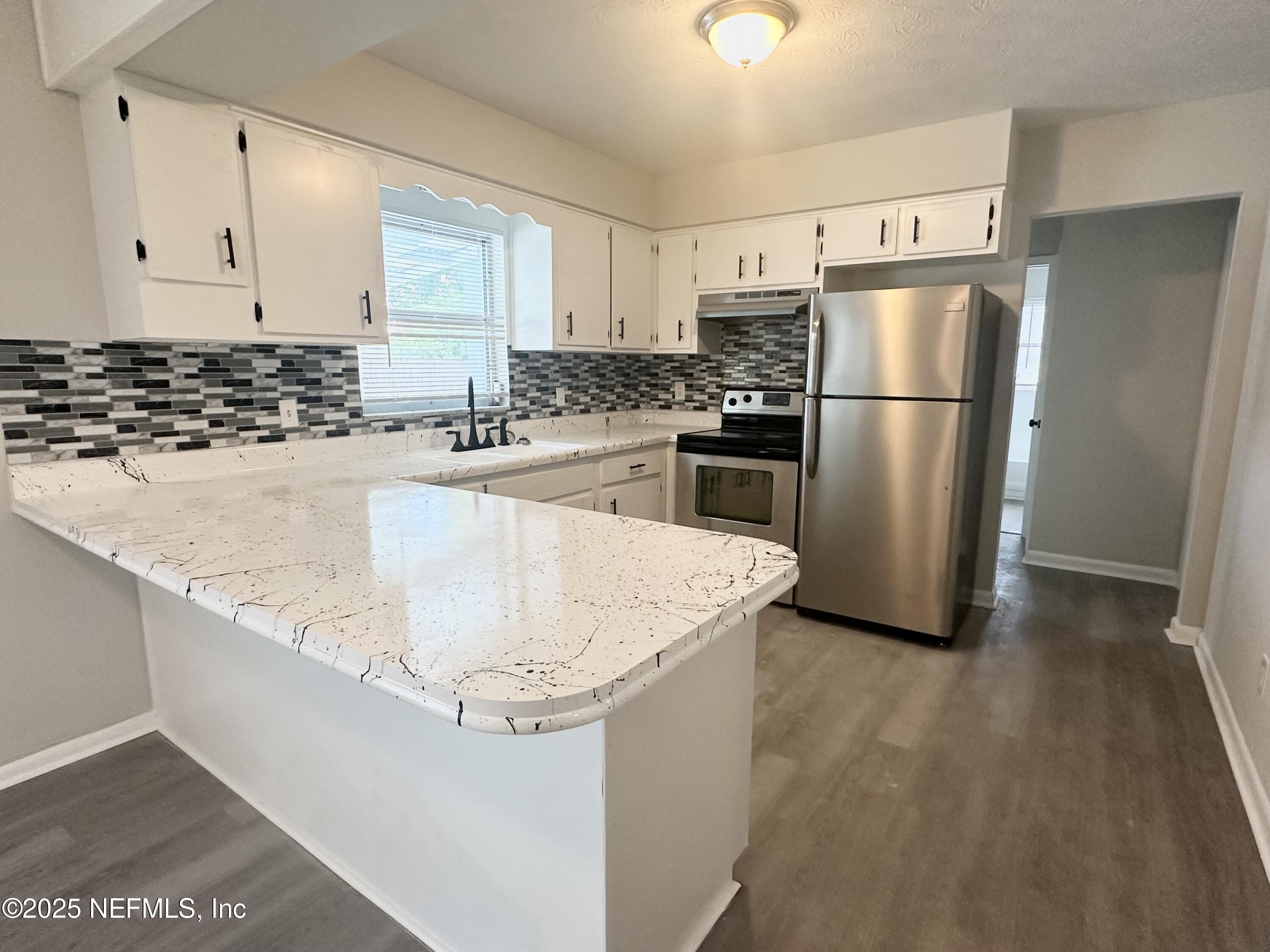 5977 FURY Drive