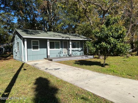 A home in Jacksonville