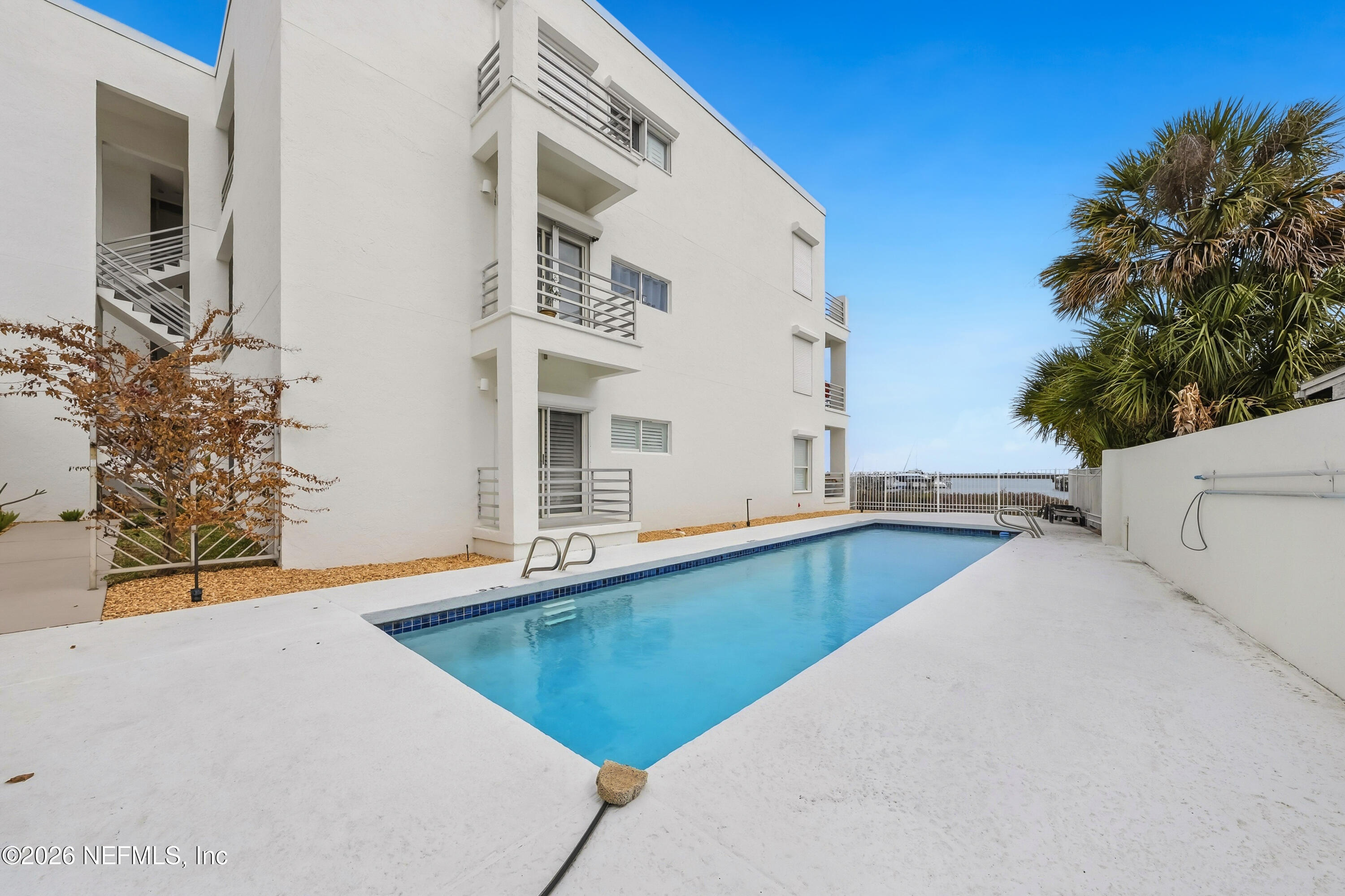 75 COMARES Avenue 3A