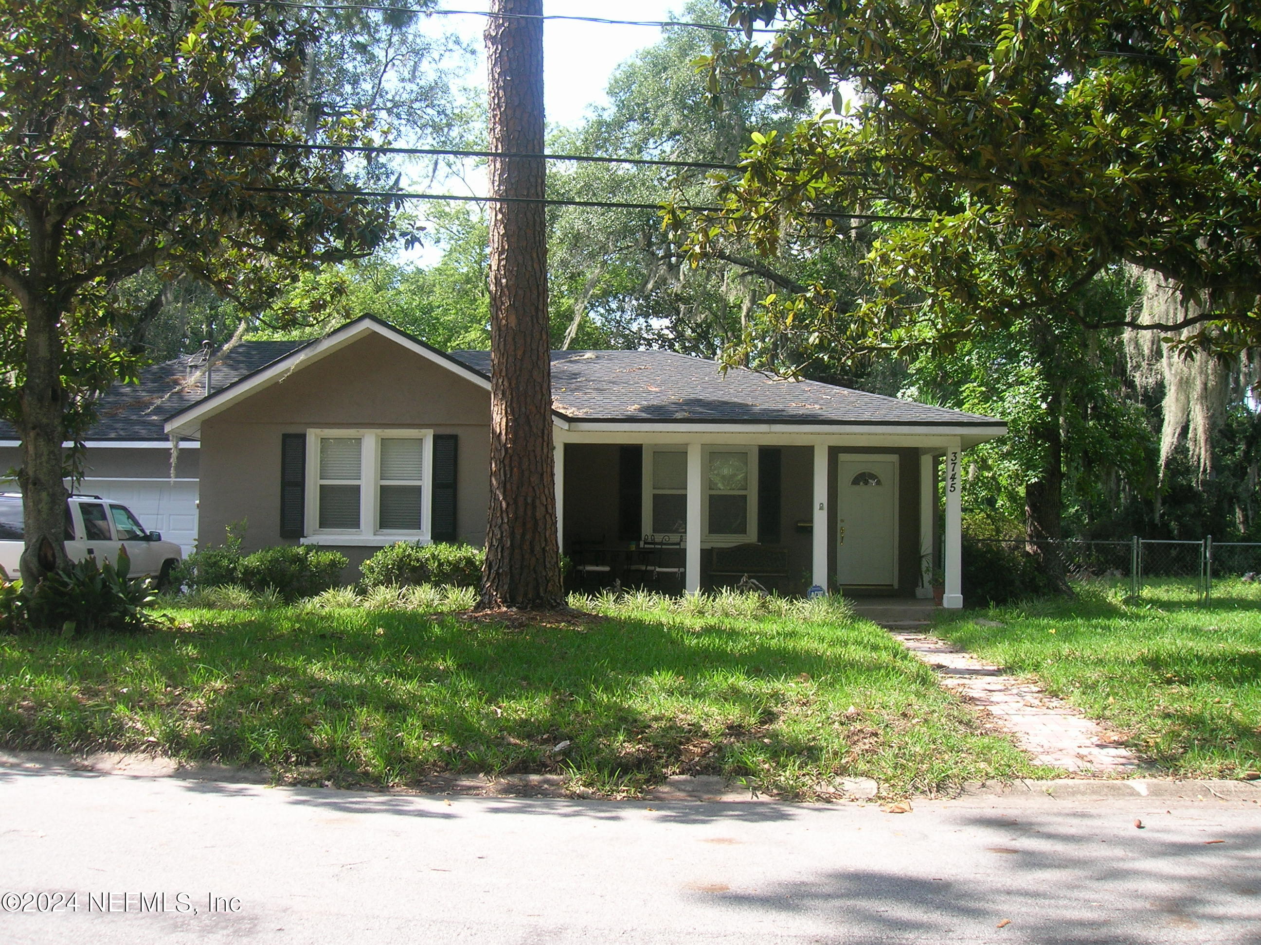 Jacksonville, FL home for sale located at 3745 Jose Terrace, Jacksonville, FL 32217