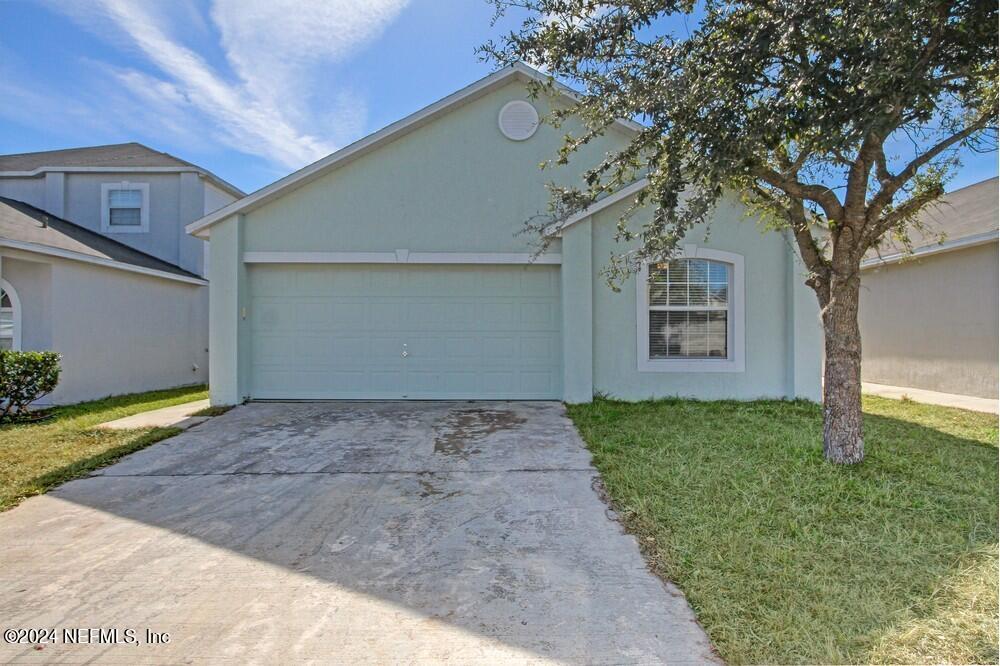 Jacksonville, FL home for sale located at 6604 Gentle Oaks Drive, Jacksonville, FL 32244