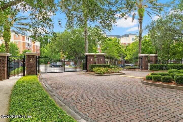 4480 DEERWOOD LAKE Parkway 131