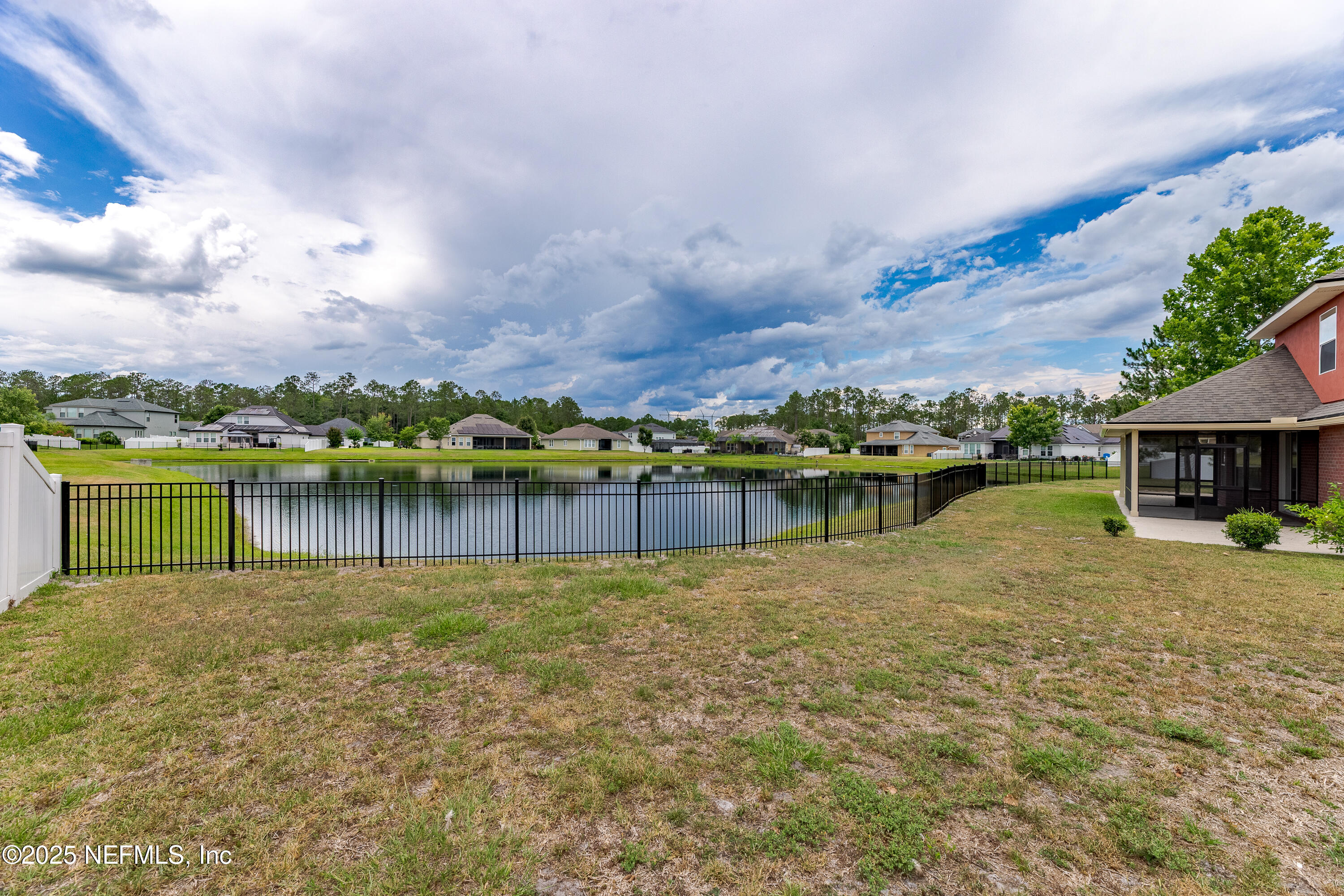 1300 COOPERS HAWK Way