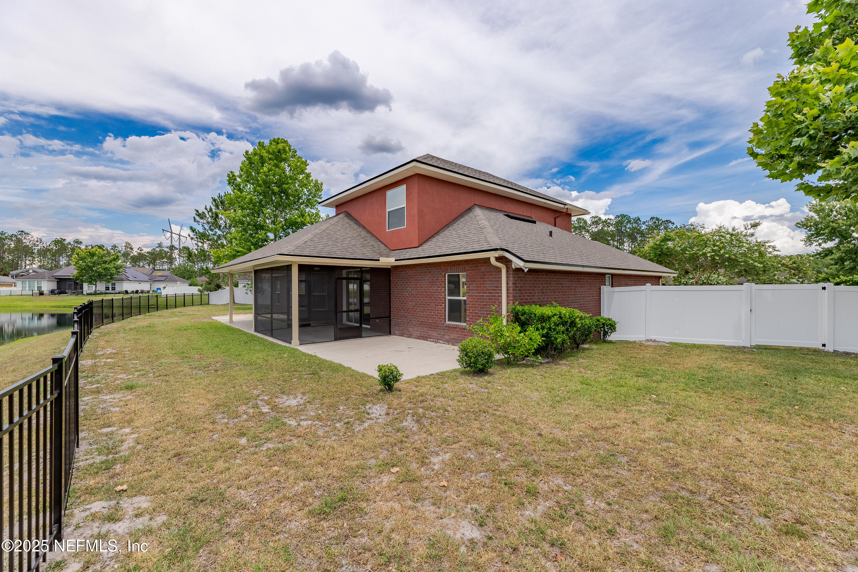 1300 COOPERS HAWK Way