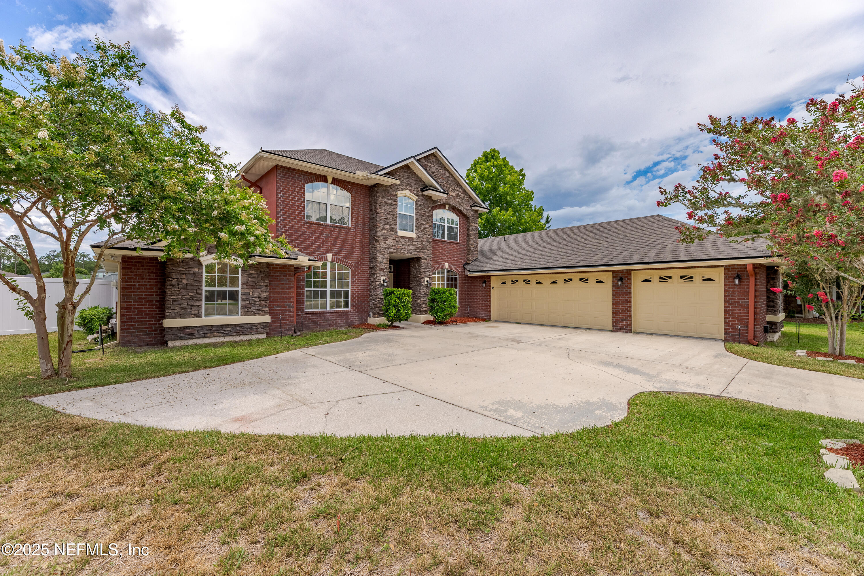1300 COOPERS HAWK Way