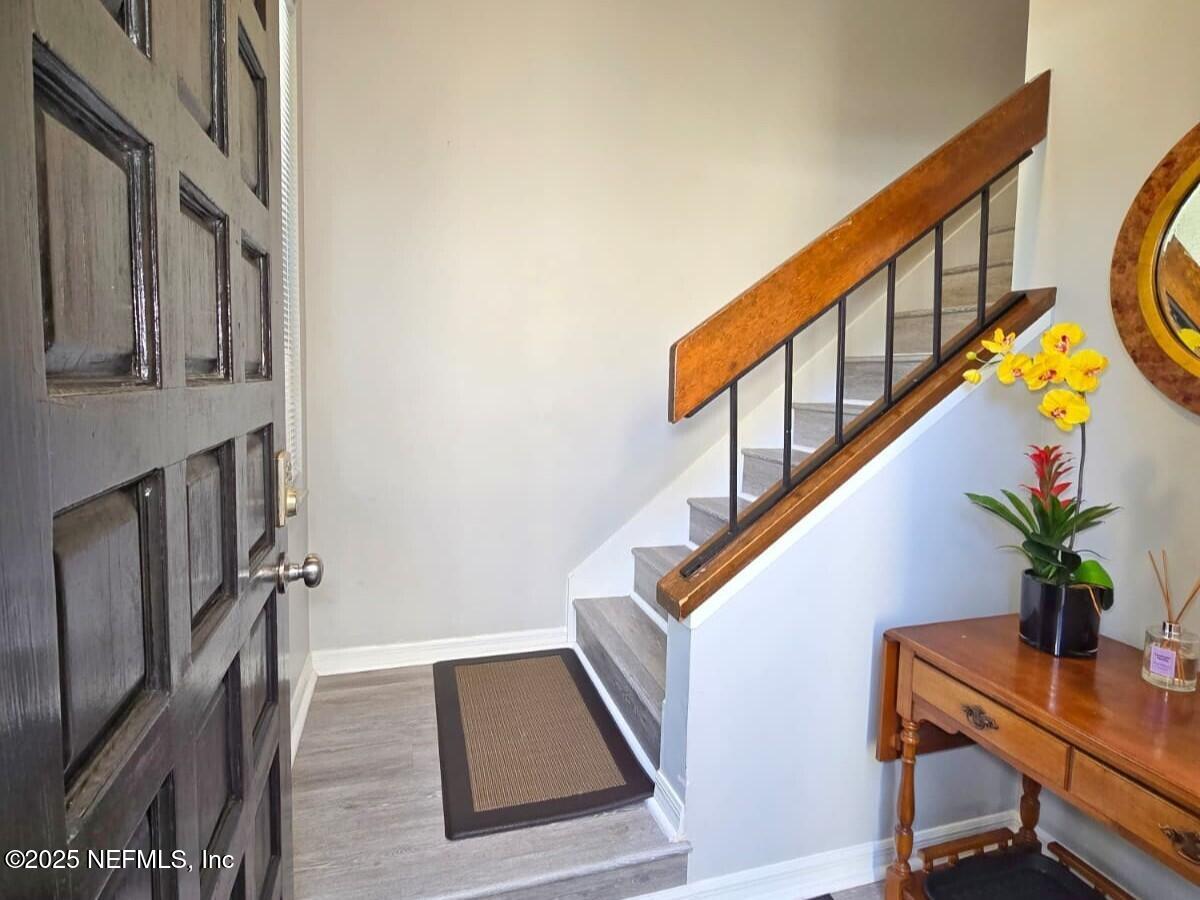 3809 LAVISTA Circle 221