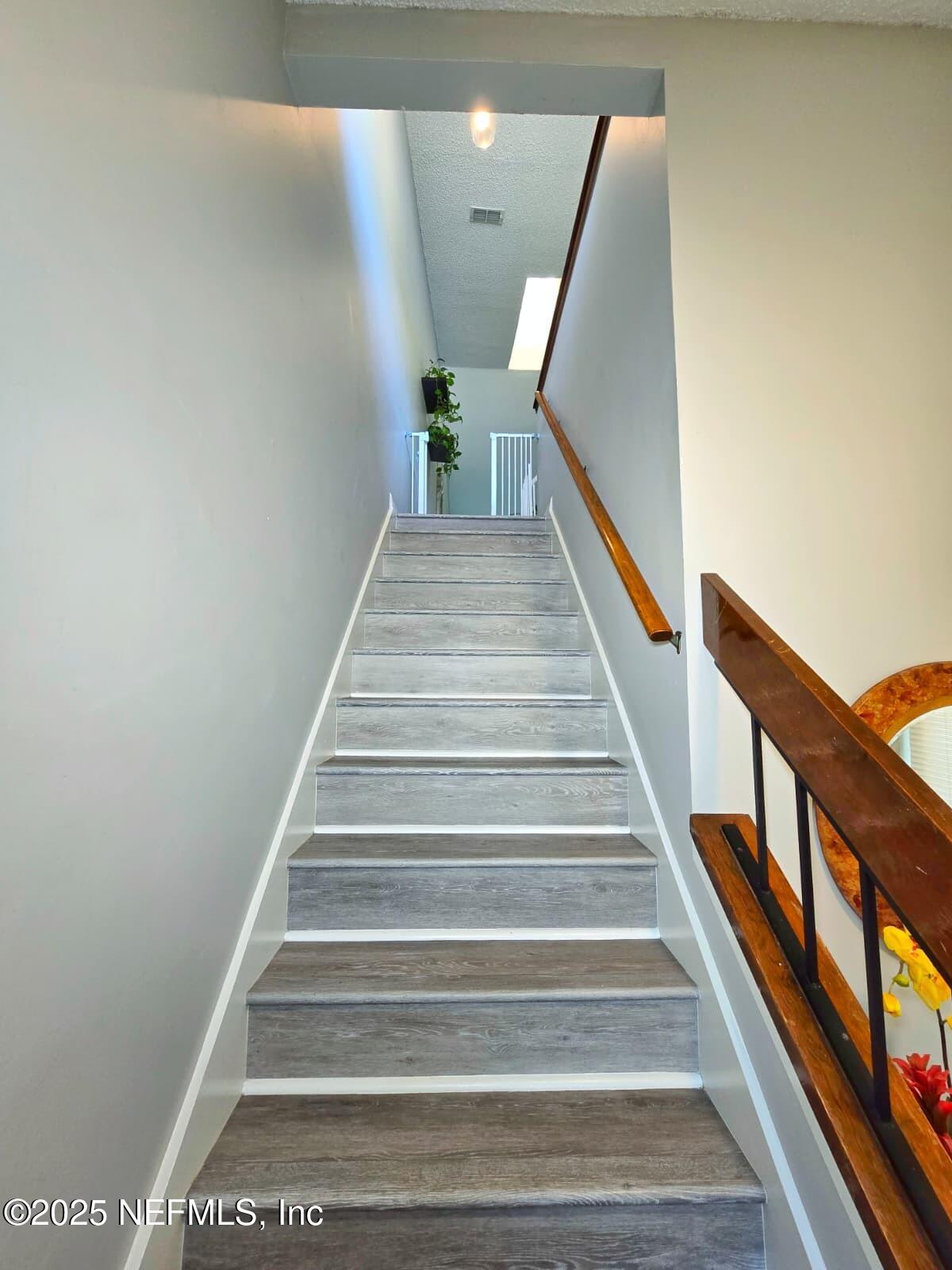 3809 LAVISTA Circle 221