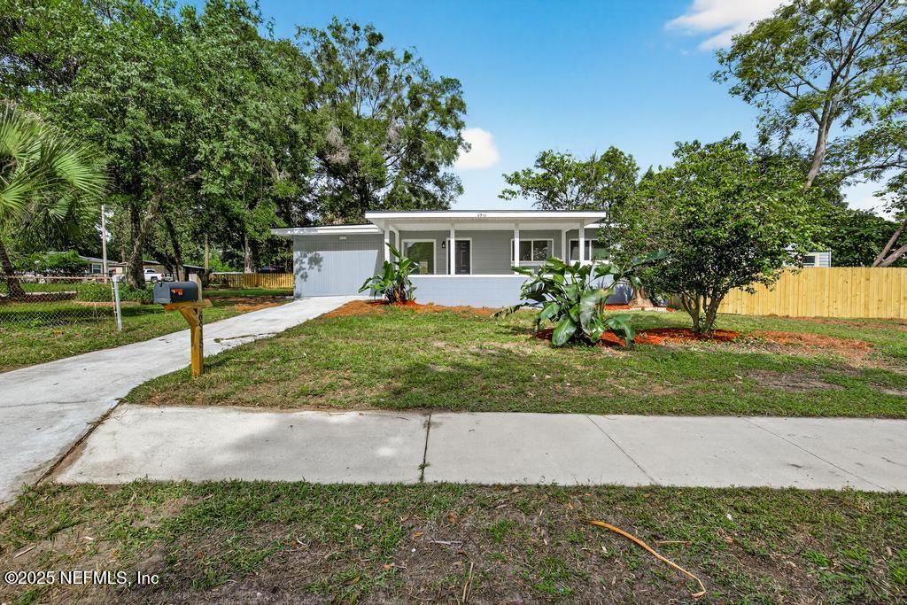 6915 BRANDEMERE Road S