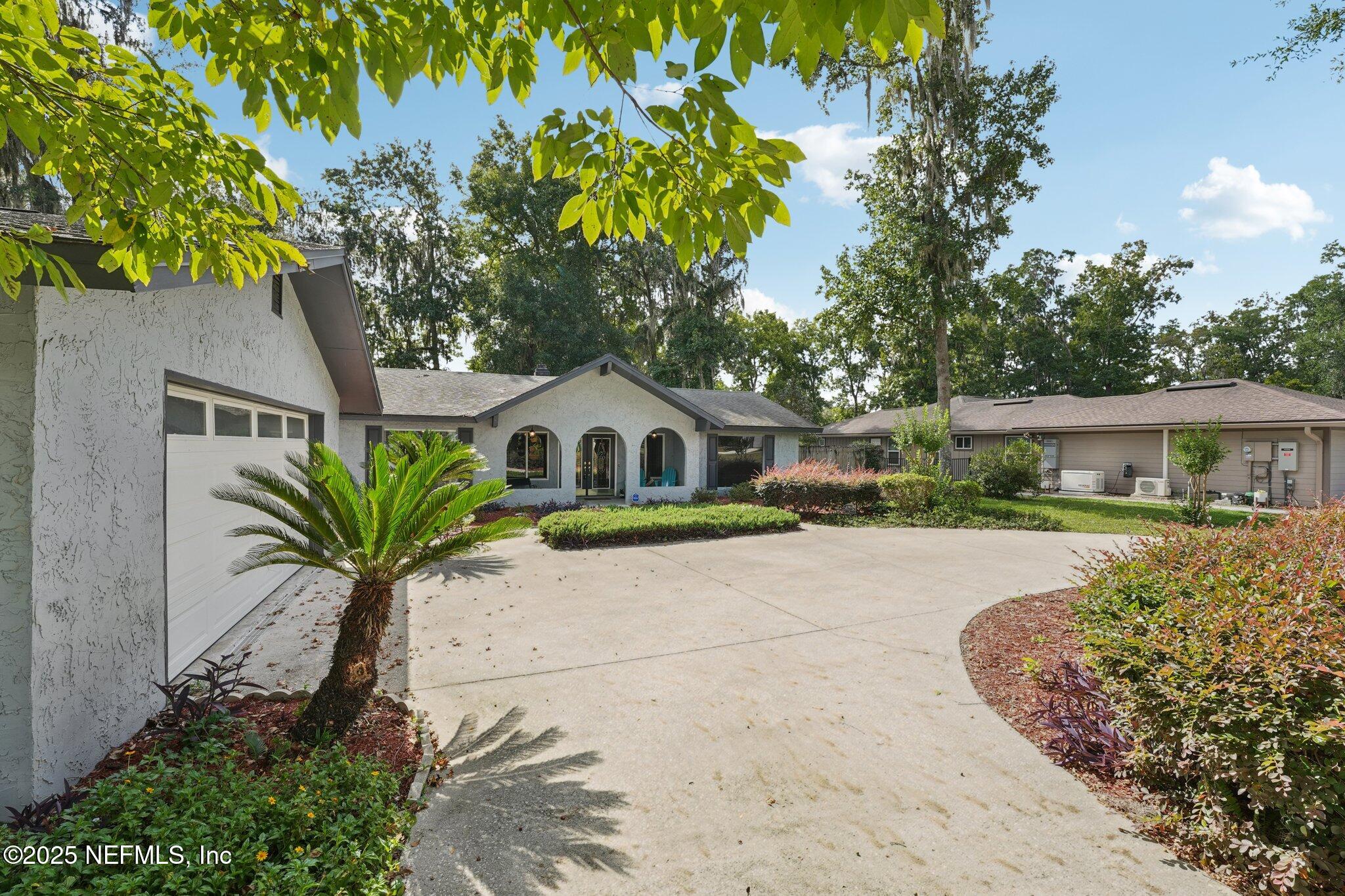 448 LAKE ASBURY Drive