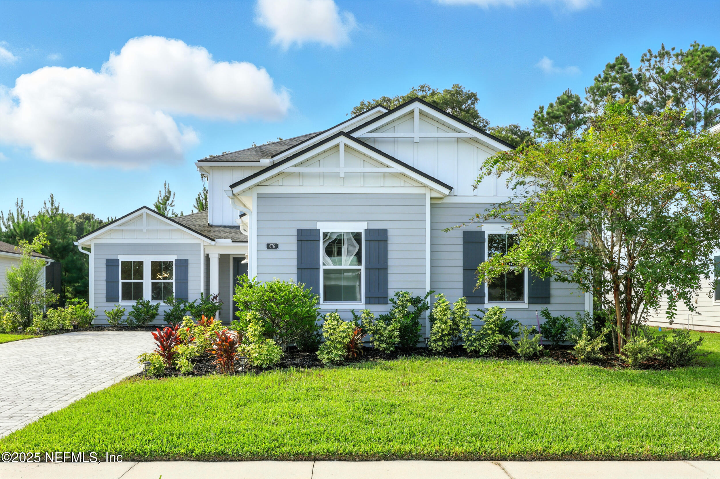 676 NATURELAND Circle
