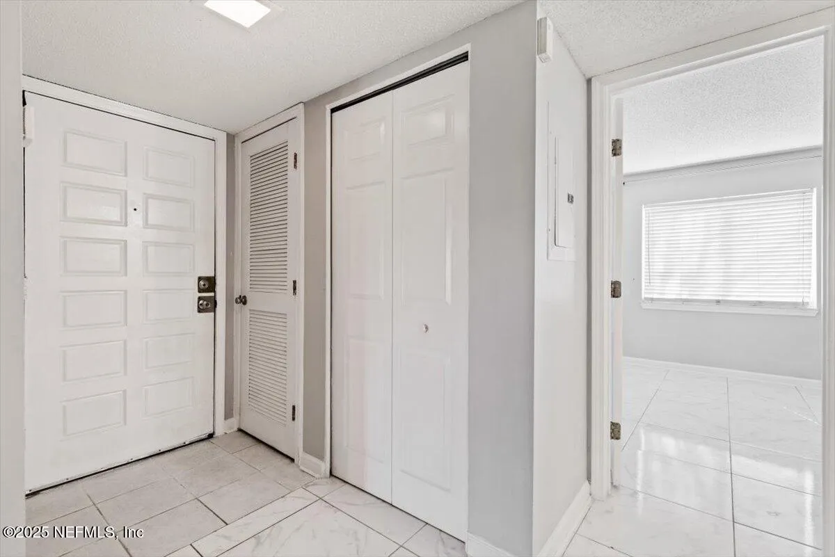 Jacksonville, Florida 32217, United States, 1 Bedroom Bedrooms, ,1 BathroomBathrooms,Residential,Active,1219