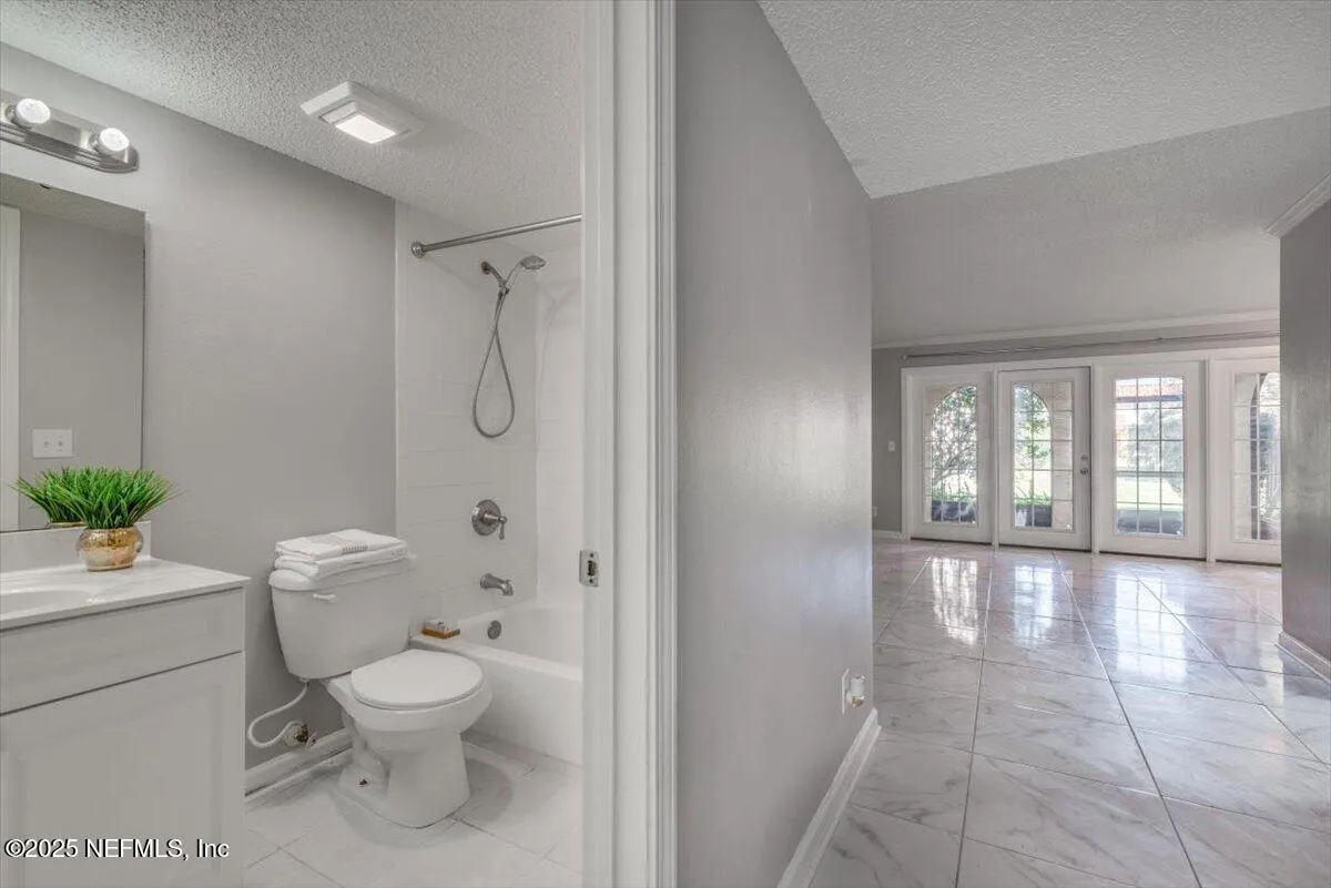 Jacksonville, Florida 32217, United States, 1 Bedroom Bedrooms, ,1 BathroomBathrooms,Residential,Active,1219