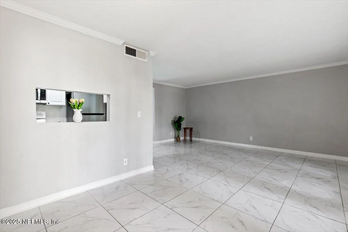 Jacksonville, Florida 32217, United States, 1 Bedroom Bedrooms, ,1 BathroomBathrooms,Residential,Active,1219