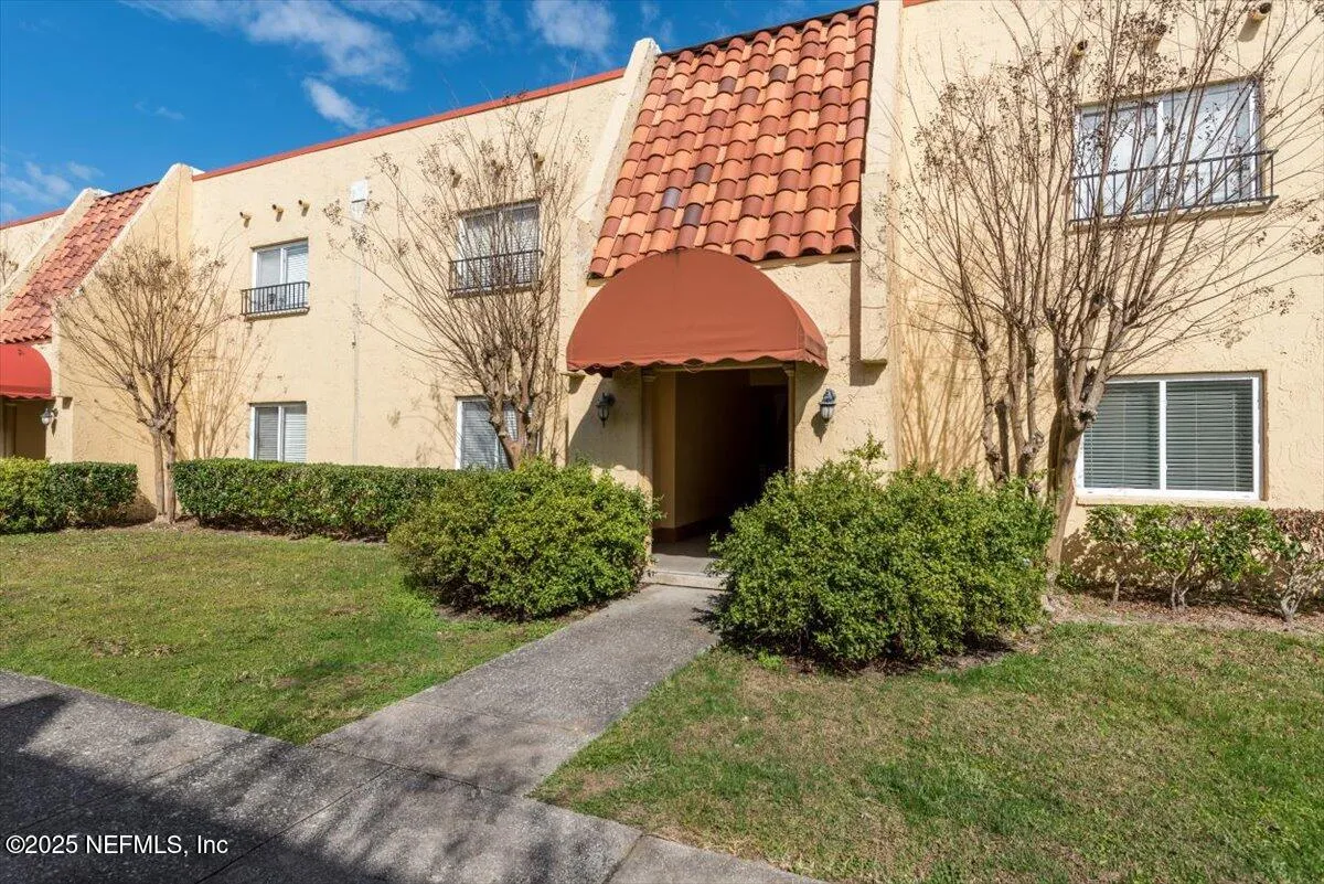 Jacksonville, Florida 32217, United States, 1 Bedroom Bedrooms, ,1 BathroomBathrooms,Residential,Active,1219
