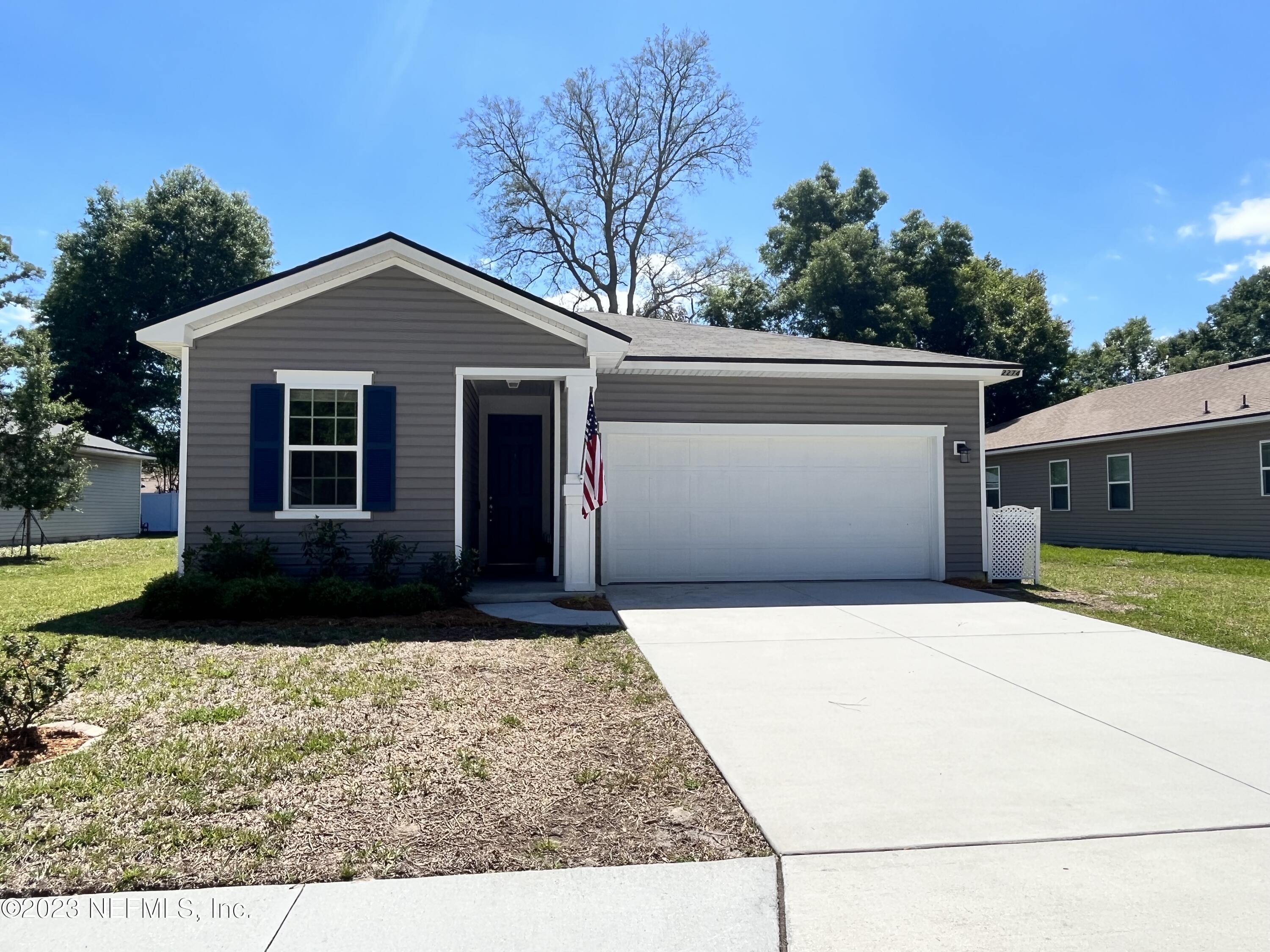 2274 LINCOLN SENDERO Trail