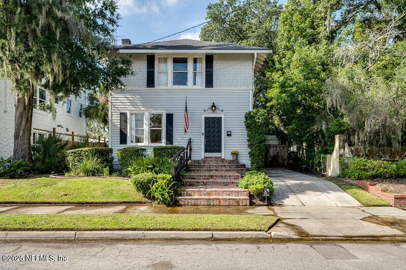 1620 CHERRY Street