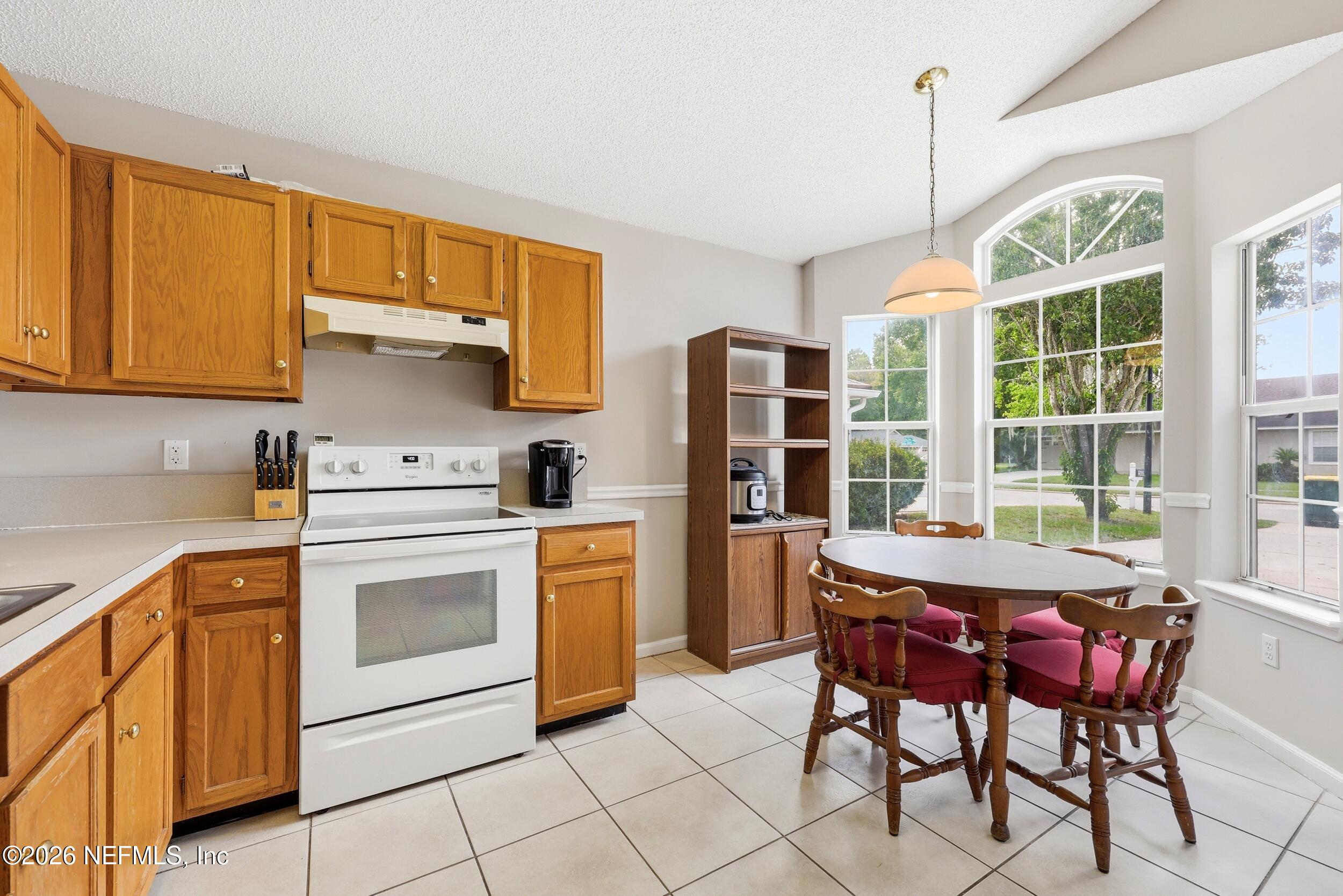 2856 SUTTON ESTATES Circle S